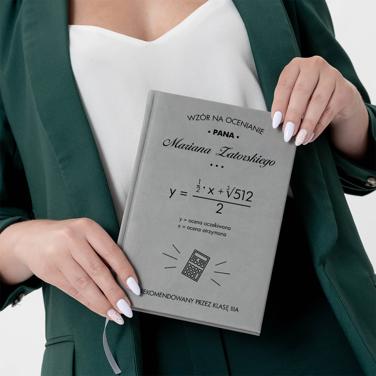 Szary planner na prezent dla nauczyciela matematyki - Wzór na ocenianie