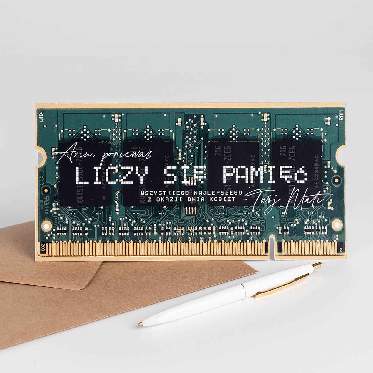 Śmieszna kartka personalizowana na Dzień Kobiet upominek na dzień kobiet kartka na dzień kobiet