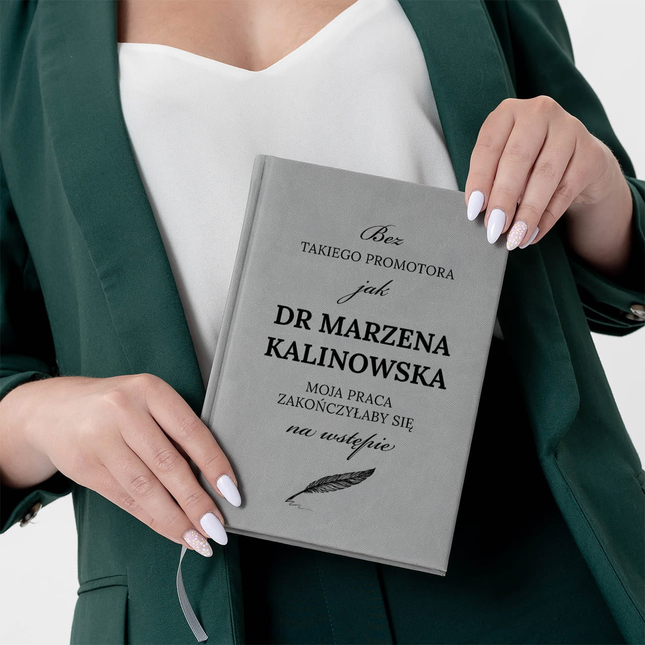 Prezent na podziękowanie dla promotora - planner książkowy z dedykacją szary