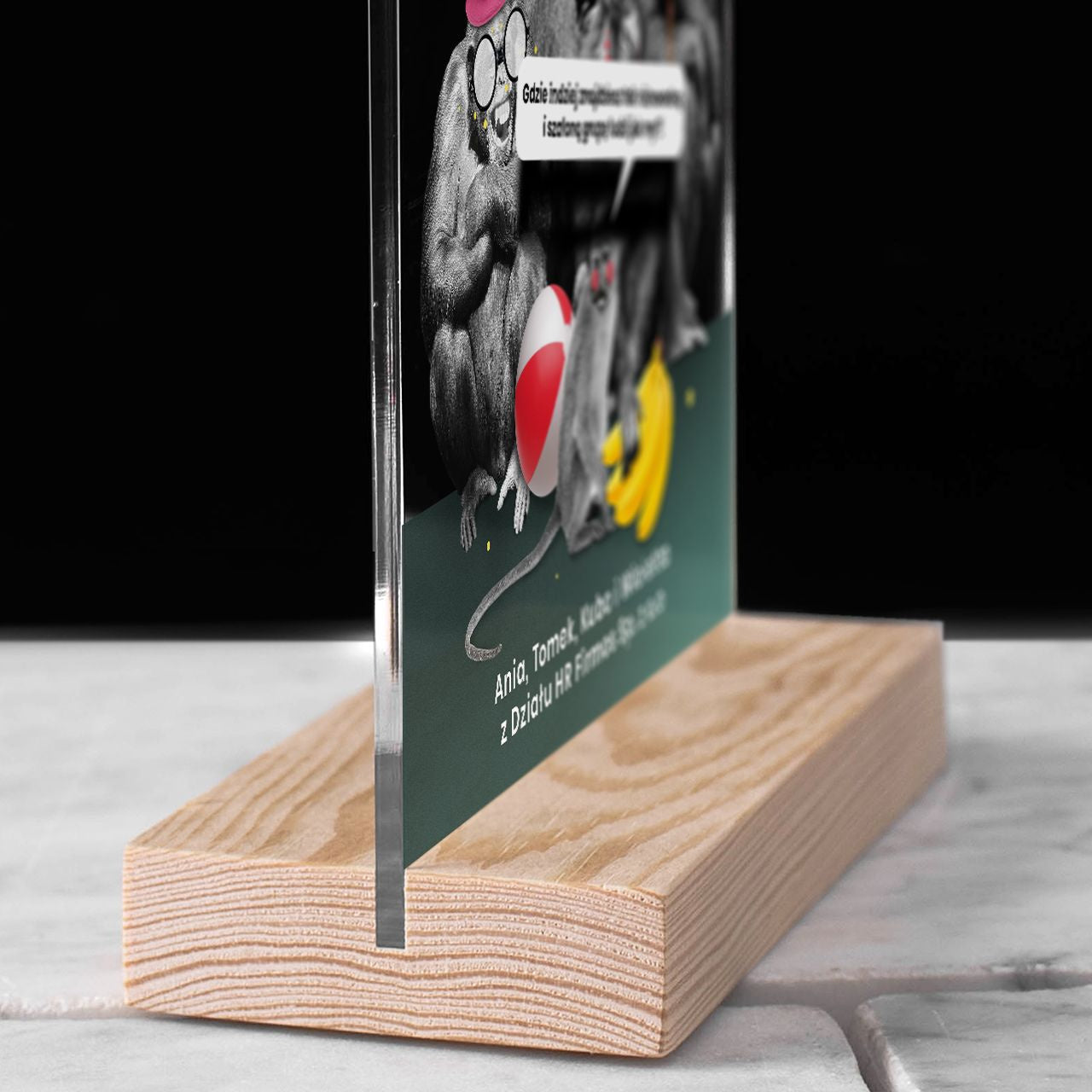 Statuetka personalizowana - prezent na odejście z pracy