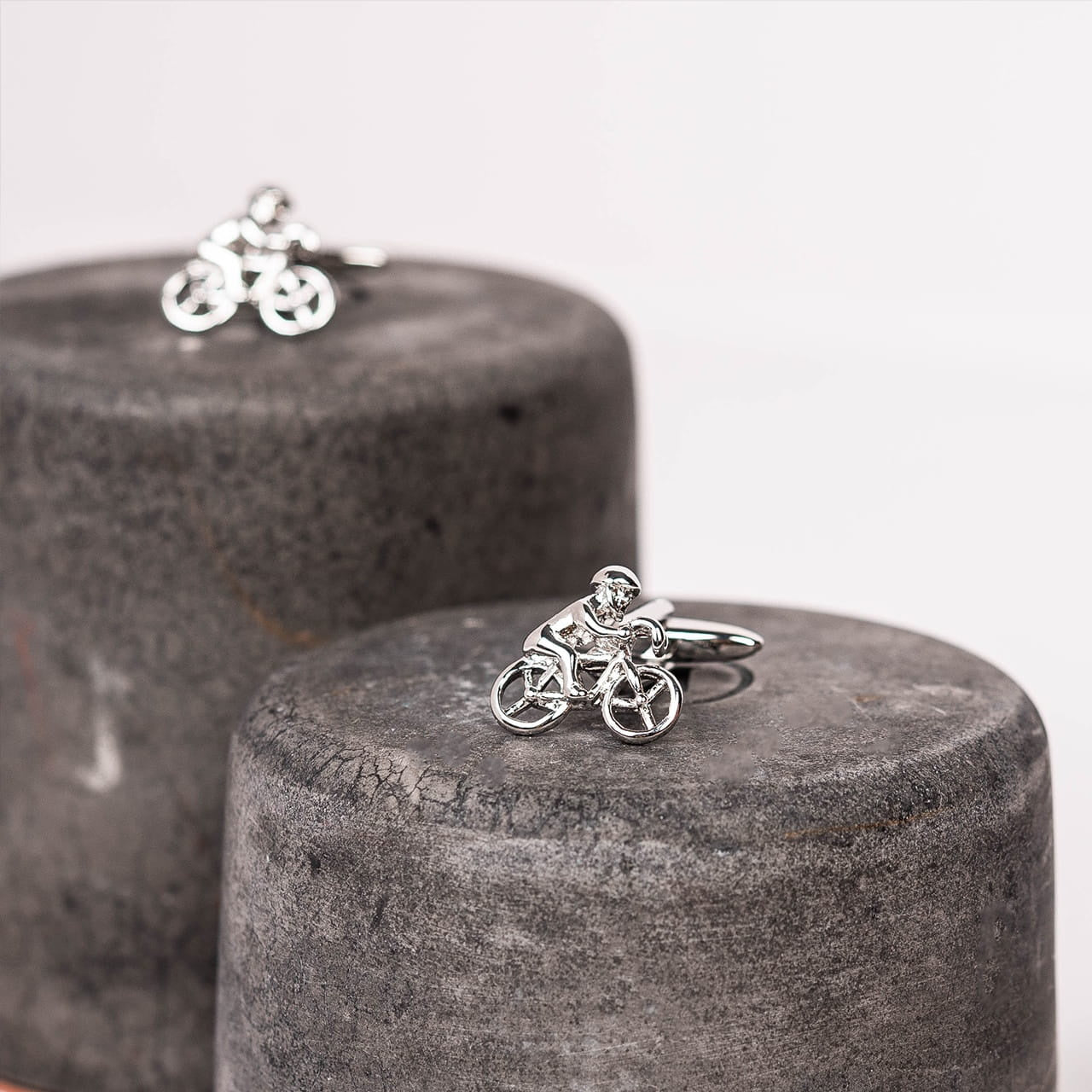 Spinki do koszuli rower - dla kolarza prezent dla rowerzysty prezent dla kolarza prezent dla sportowca