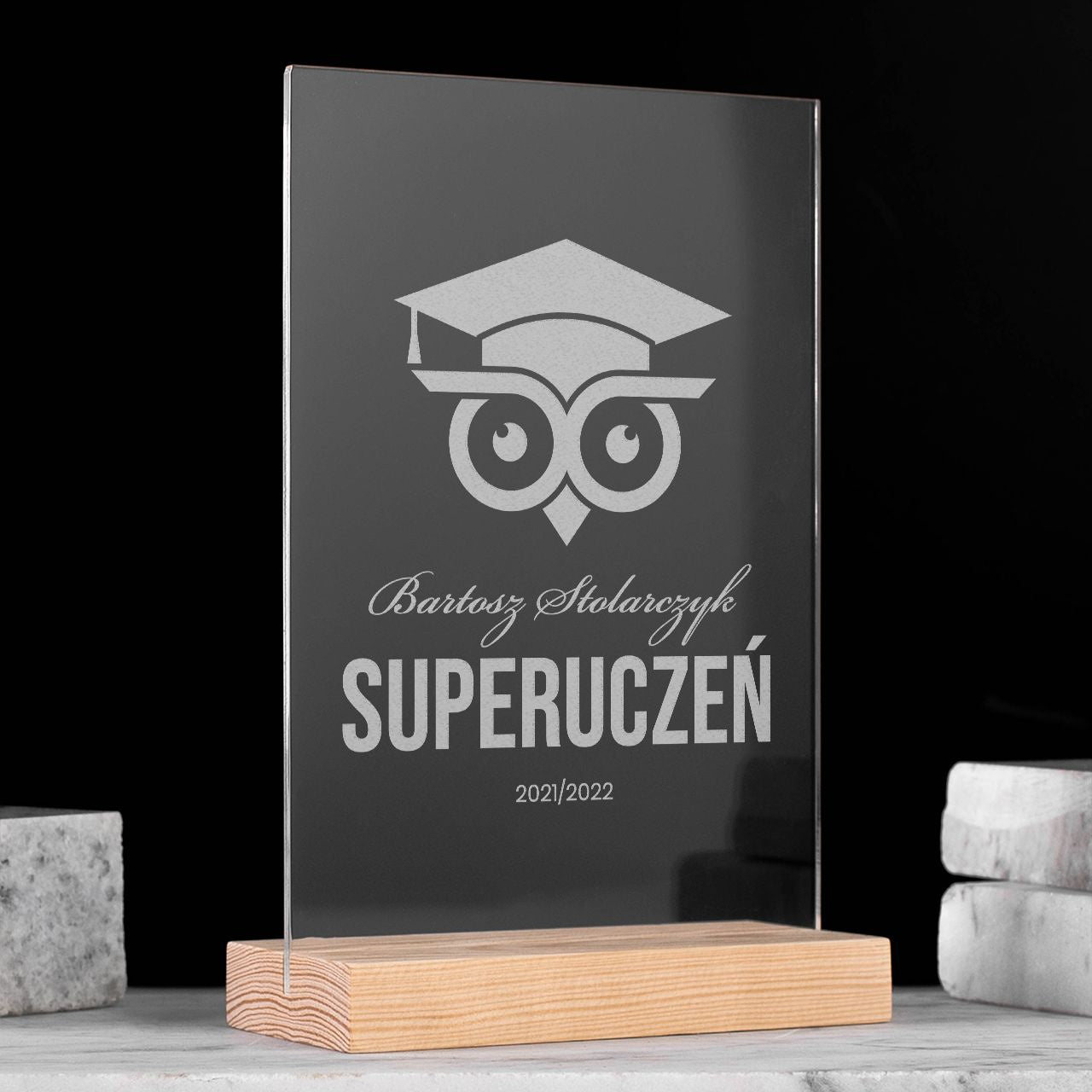 Grawerowana statuetka dla ucznia - superuczeń