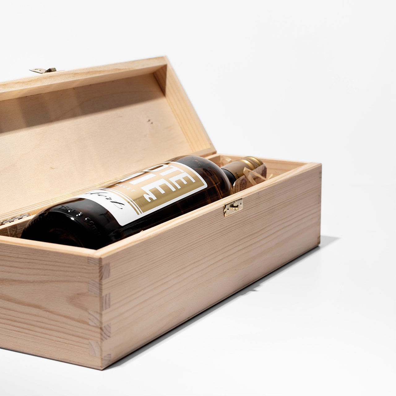 Personalizowana skrzynka na wino dla Młodej Pary drewniana skrzynka na wino upominek na ślub