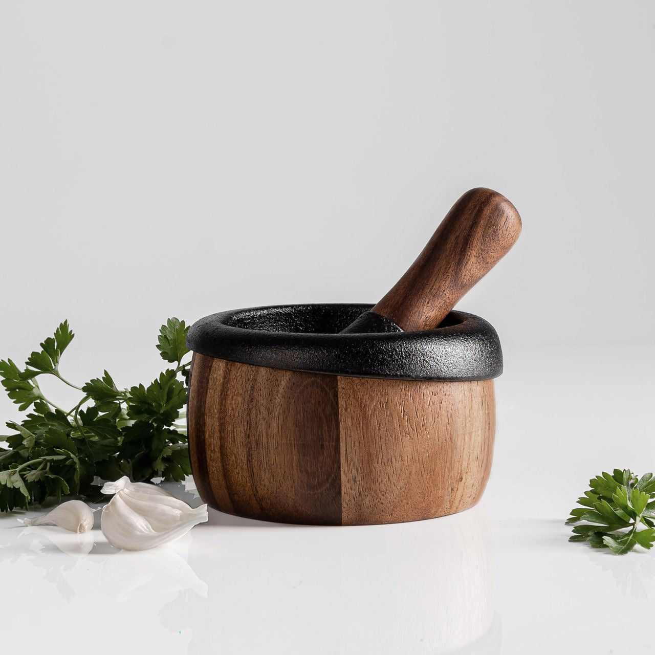 Moździerz żeliwny na prezent - AdHoc Crush moździerz kuchenny prezent dla kucharza