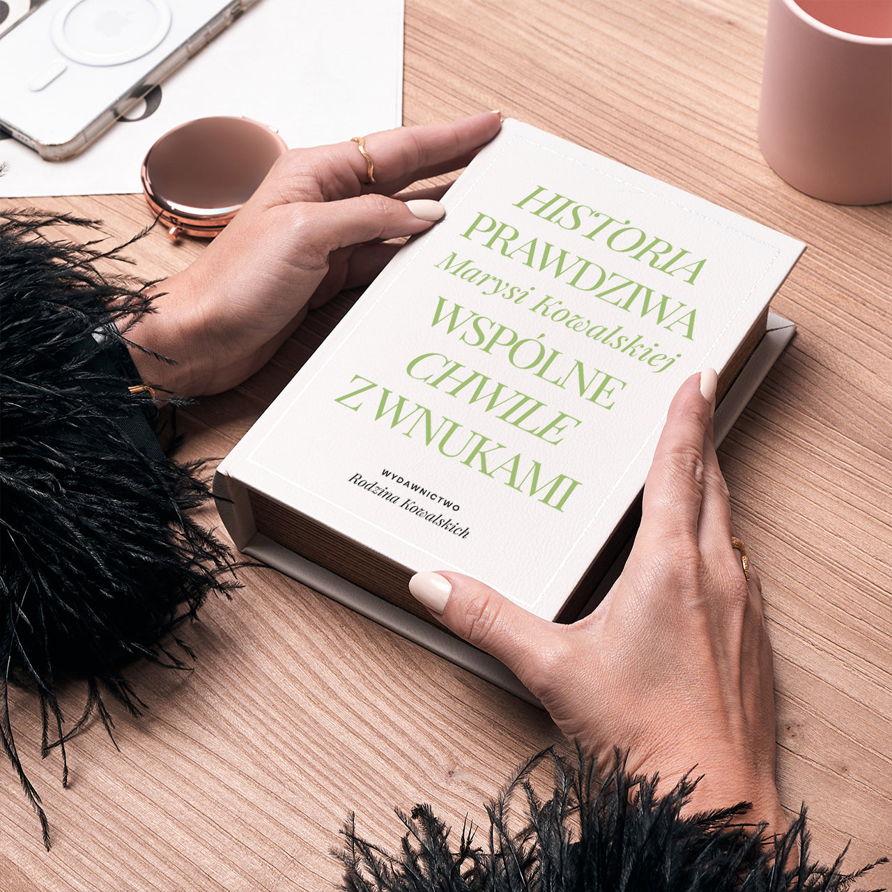 Personalizowane pudełko książka - prezent od wnuków dla babci pudełko na wspomnienia dla babci personalizowane