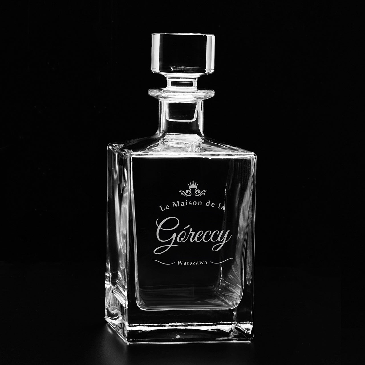 Personalizowana karafka do whisky w skrzynce - prezent na nowy dom