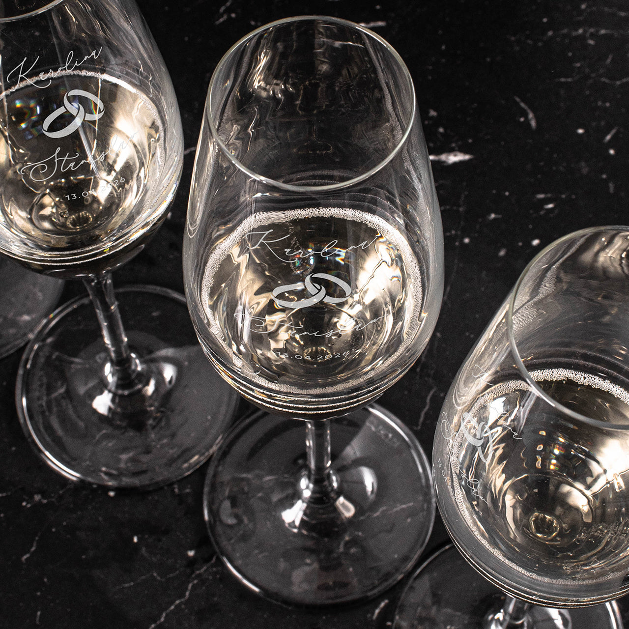 Grawerowane kieliszki na ślub - elegancki prezent ślubny kieliszki z grawerem prezent na ślub