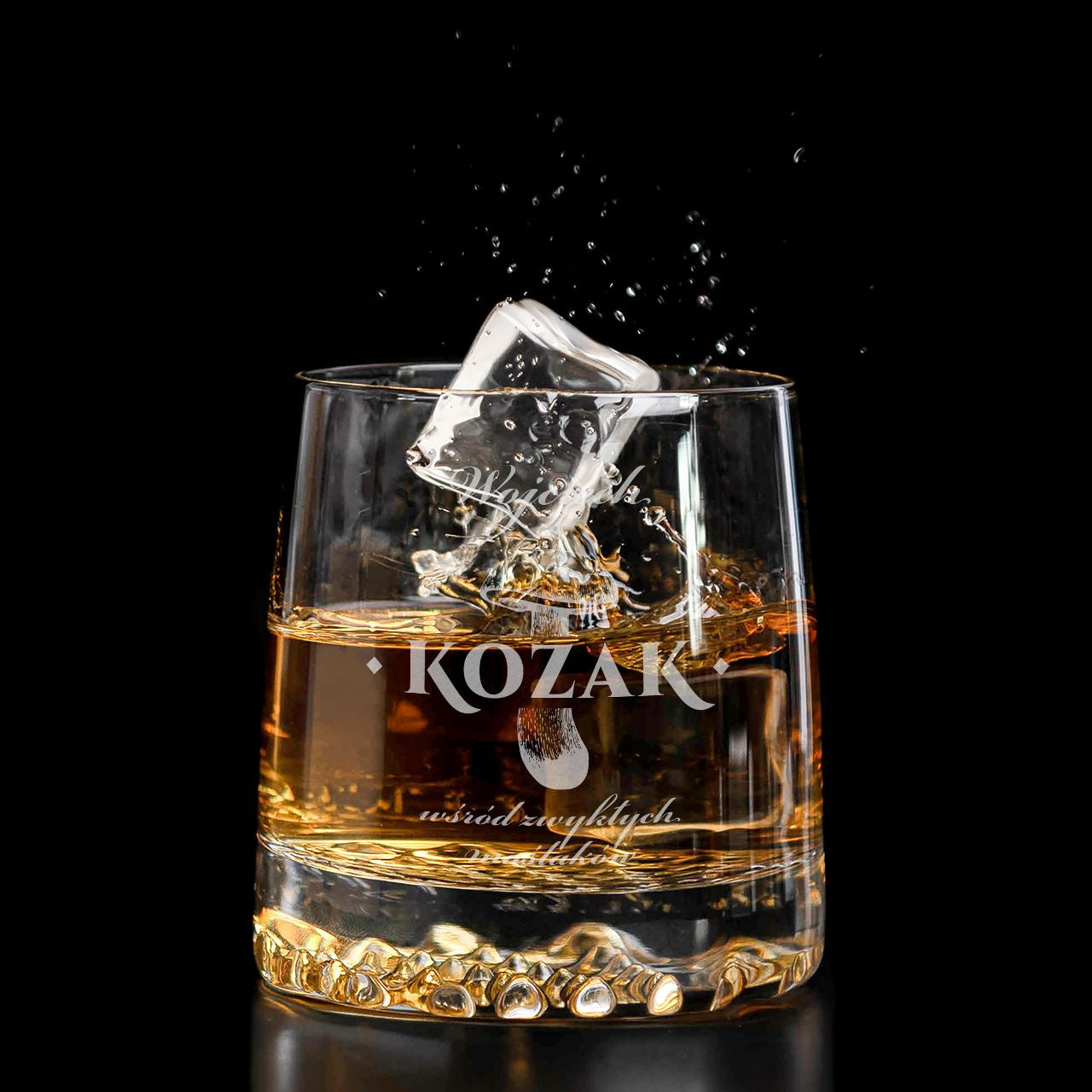 Grawerowana szklanka do whisky - Kozak - prezent dla grzybiarza