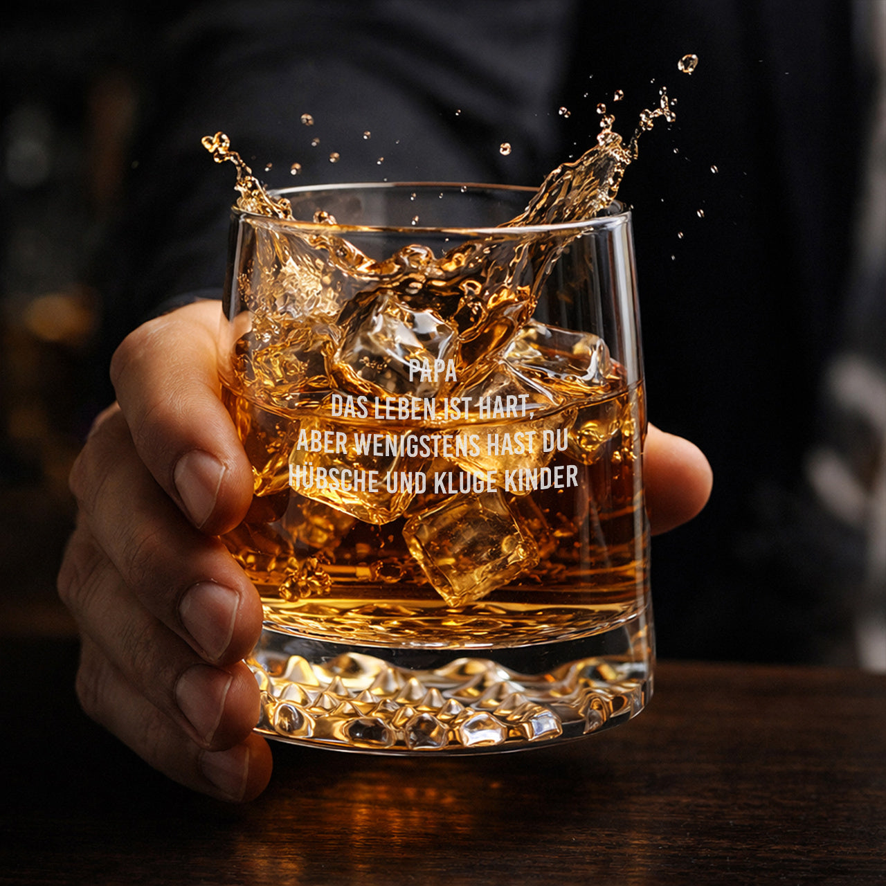 Whiskyglas für Papa DAS LEBEN IST HART lustiges Geschenk zum Vatertag