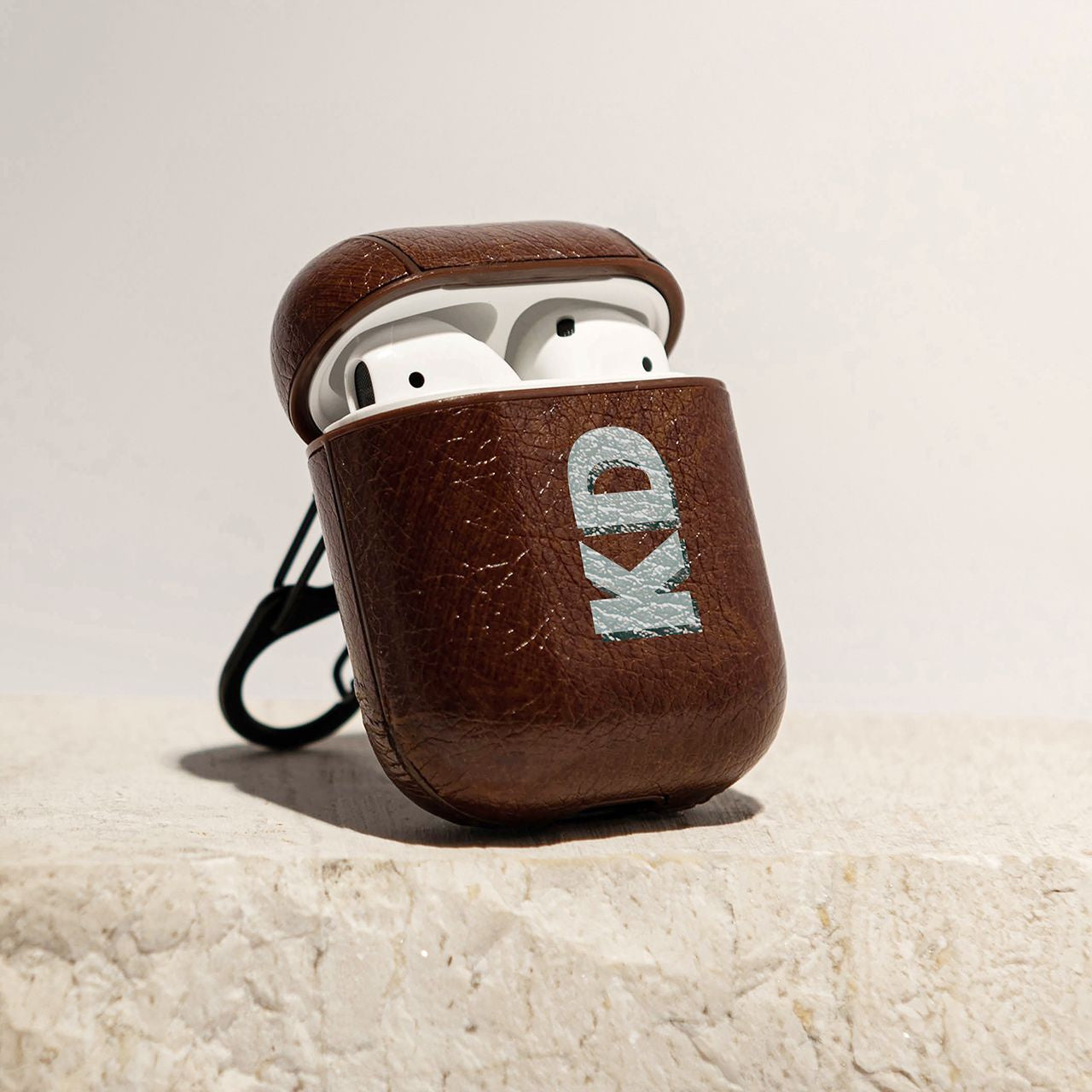 Etui z inicjałami do słuchawek AirPods