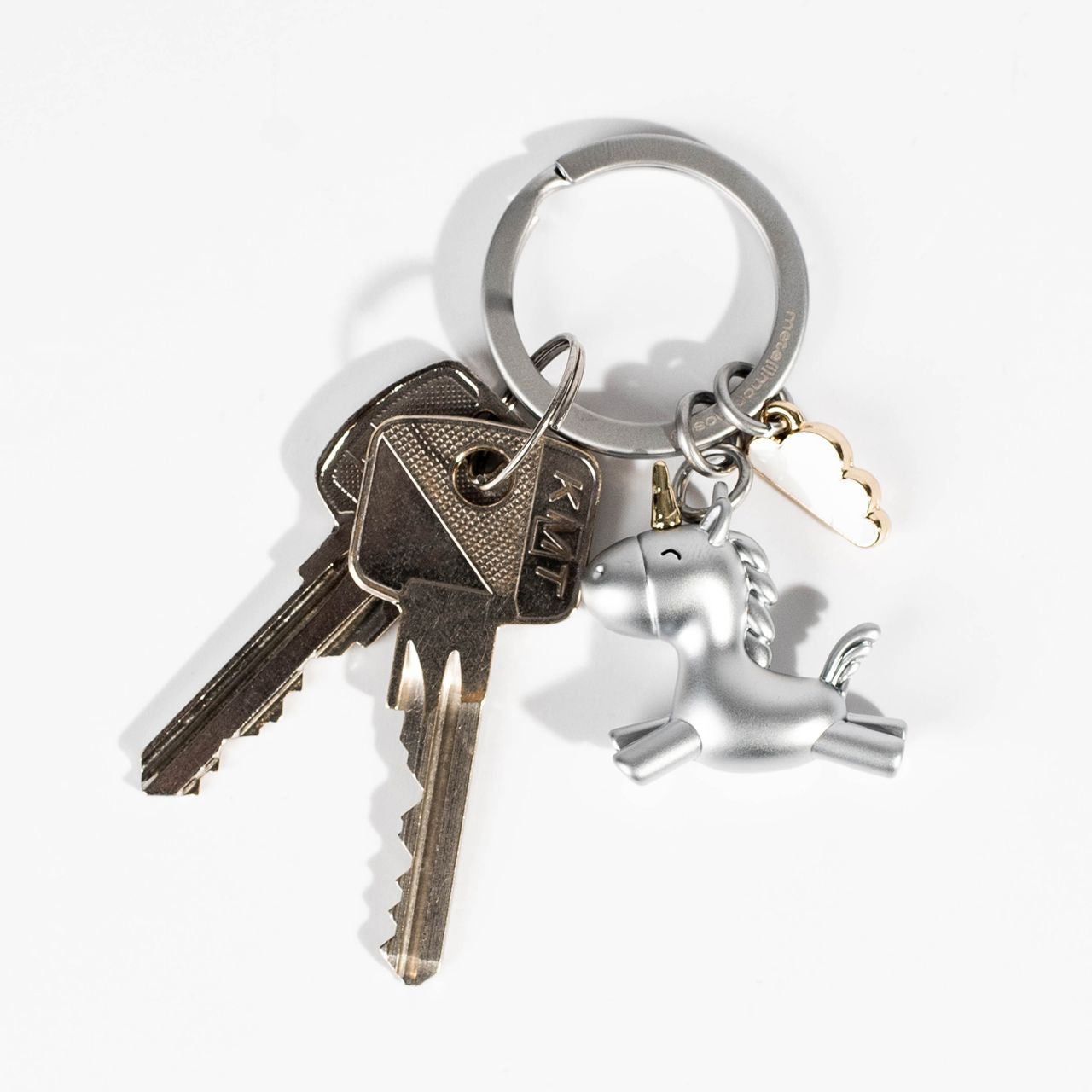 Breloczek jednorożec z chmurką