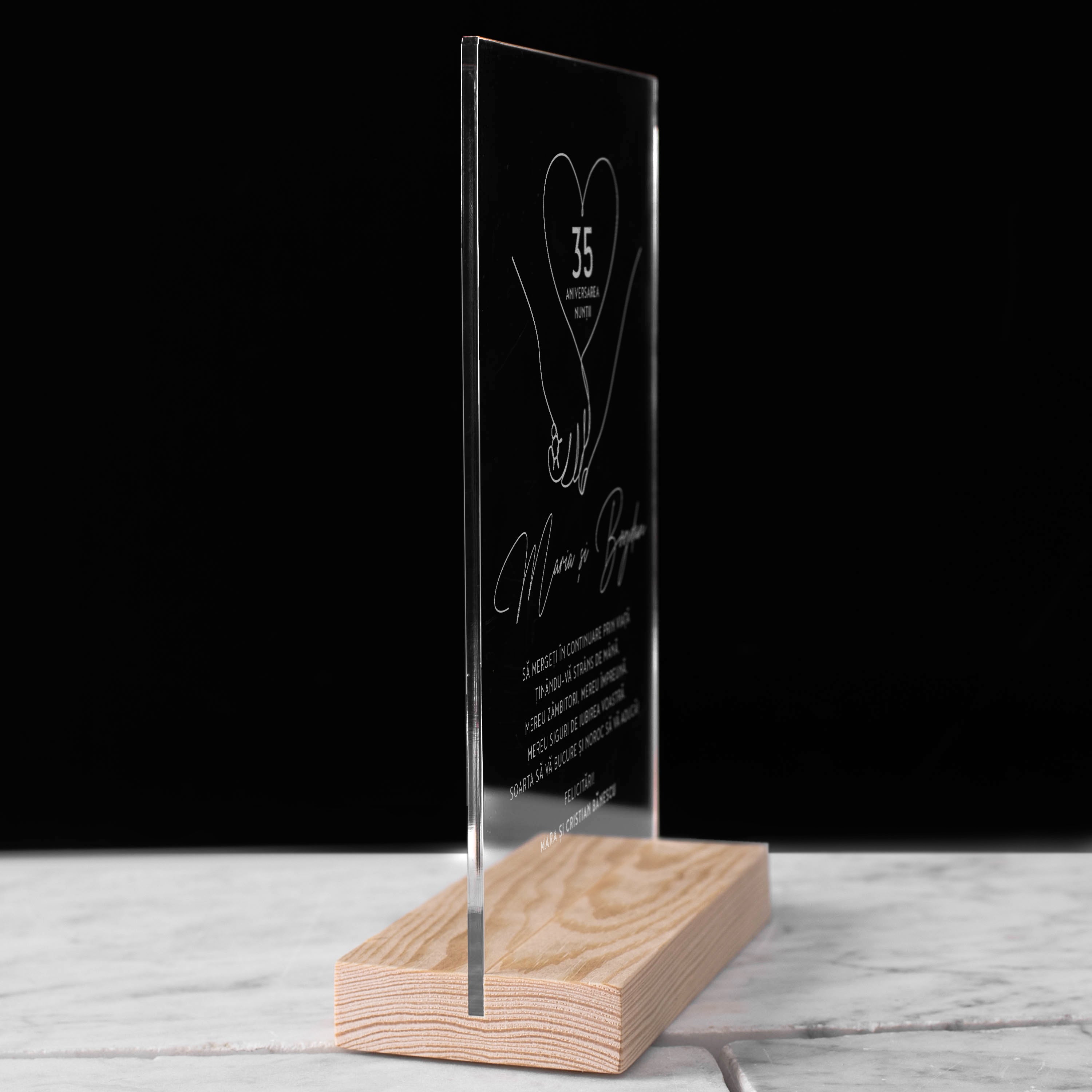 Statuetka z grawerem na rocznicę ślubu - Razem Przez Życie