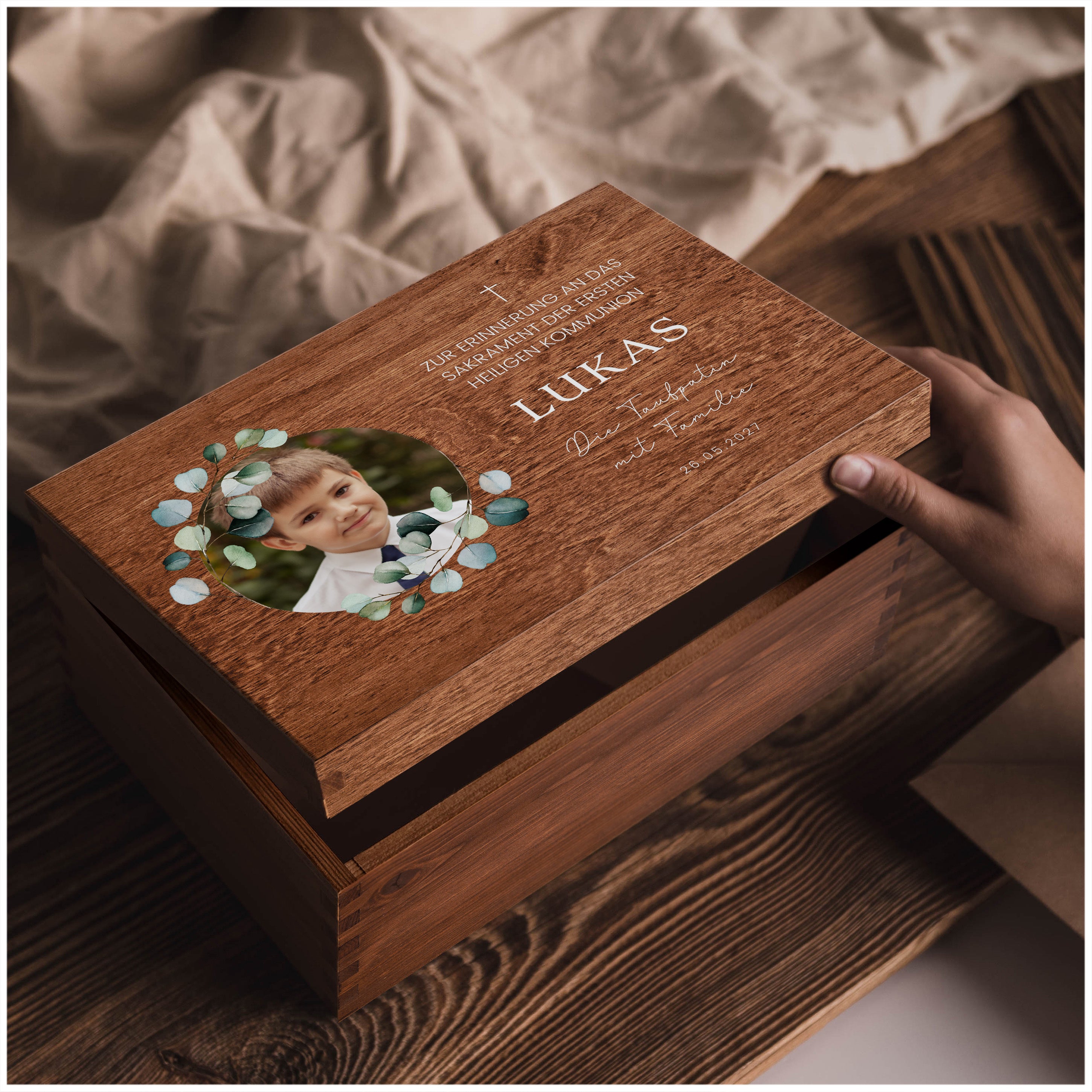 Holz-Erinnerungsbox zur Erstkommunion