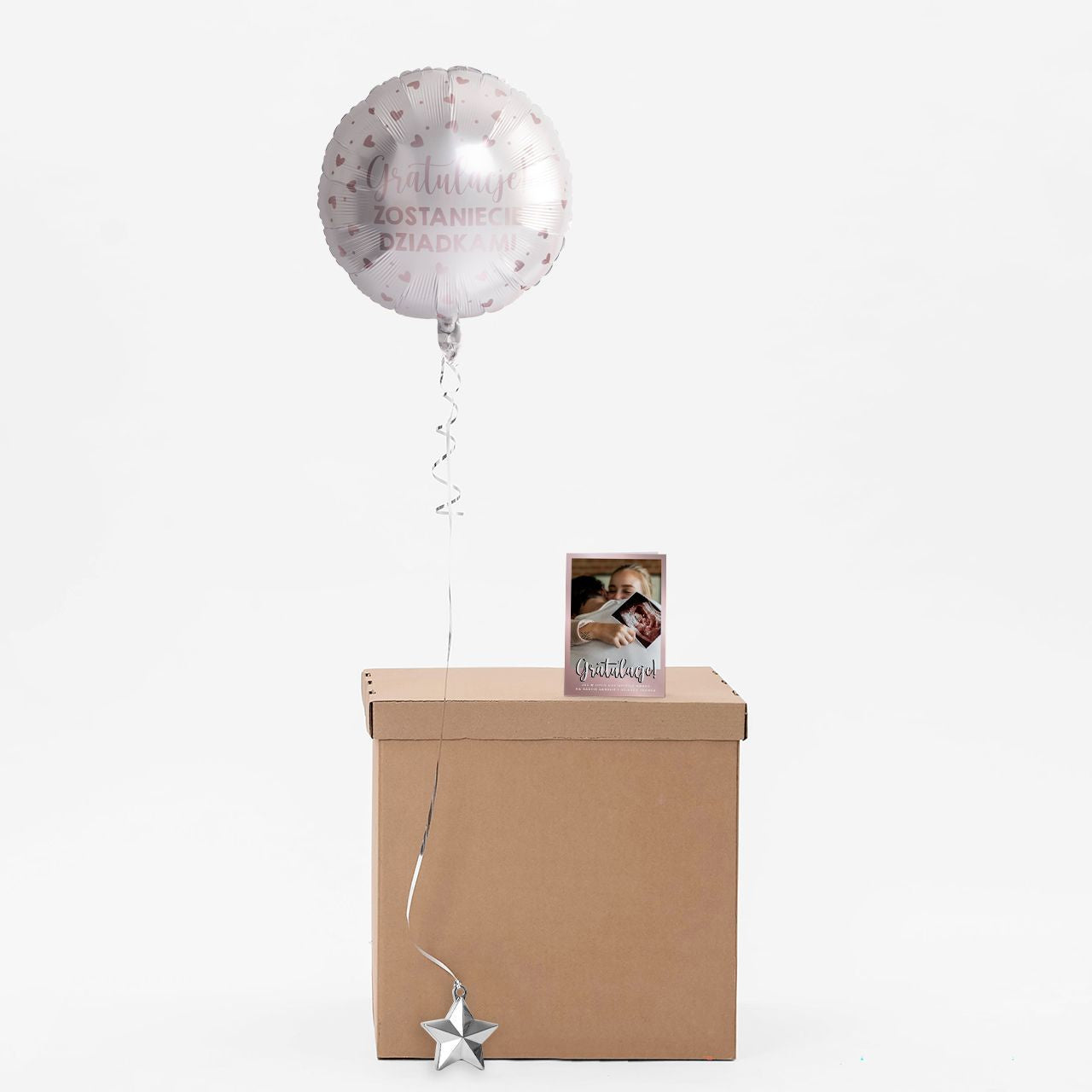 Balon i kartka dla przyszłych dziadków