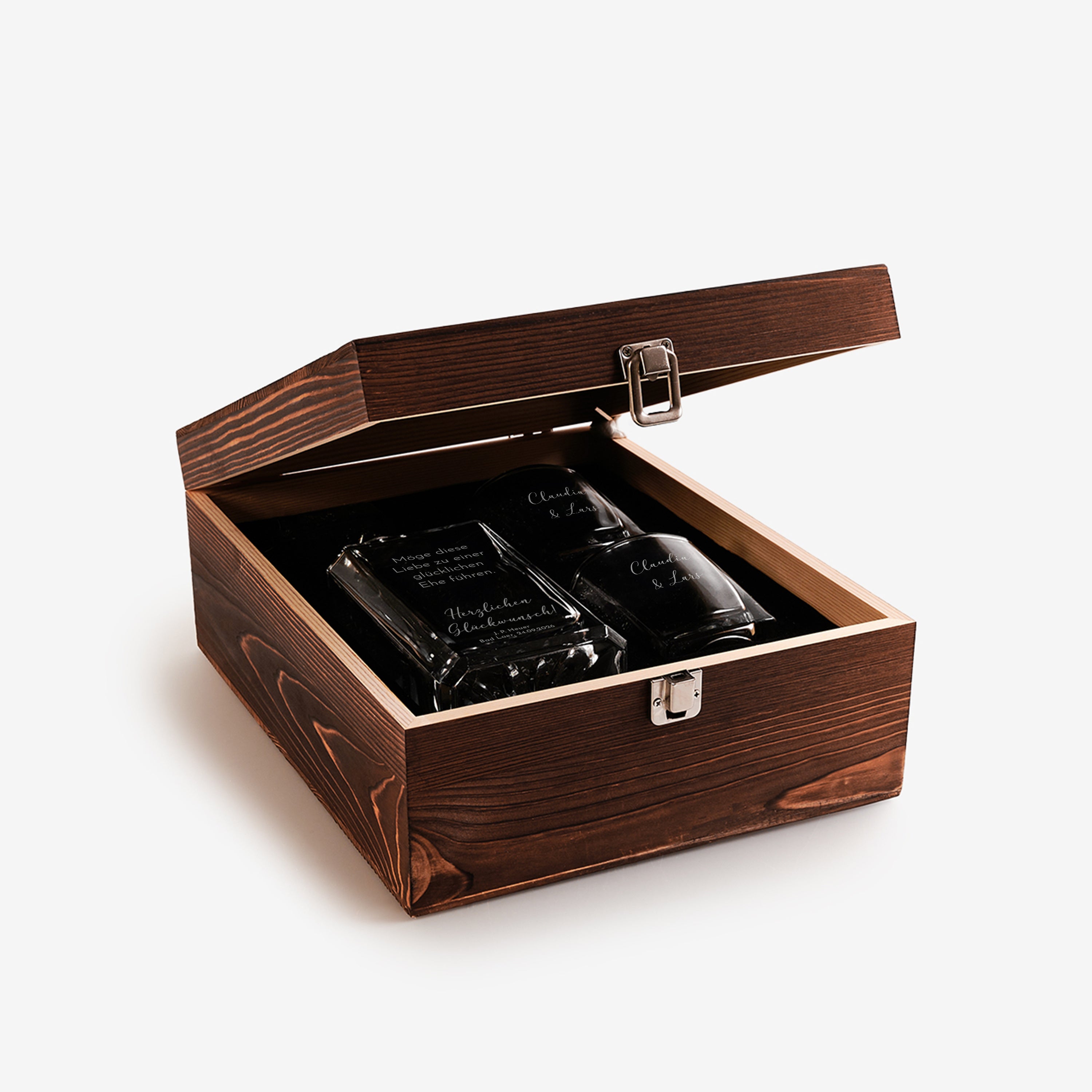 Gravierte Karaffe mit Gläsern in einer Geschenkbox - EIN ELEGANTES HOCHZEITSGESCHENK