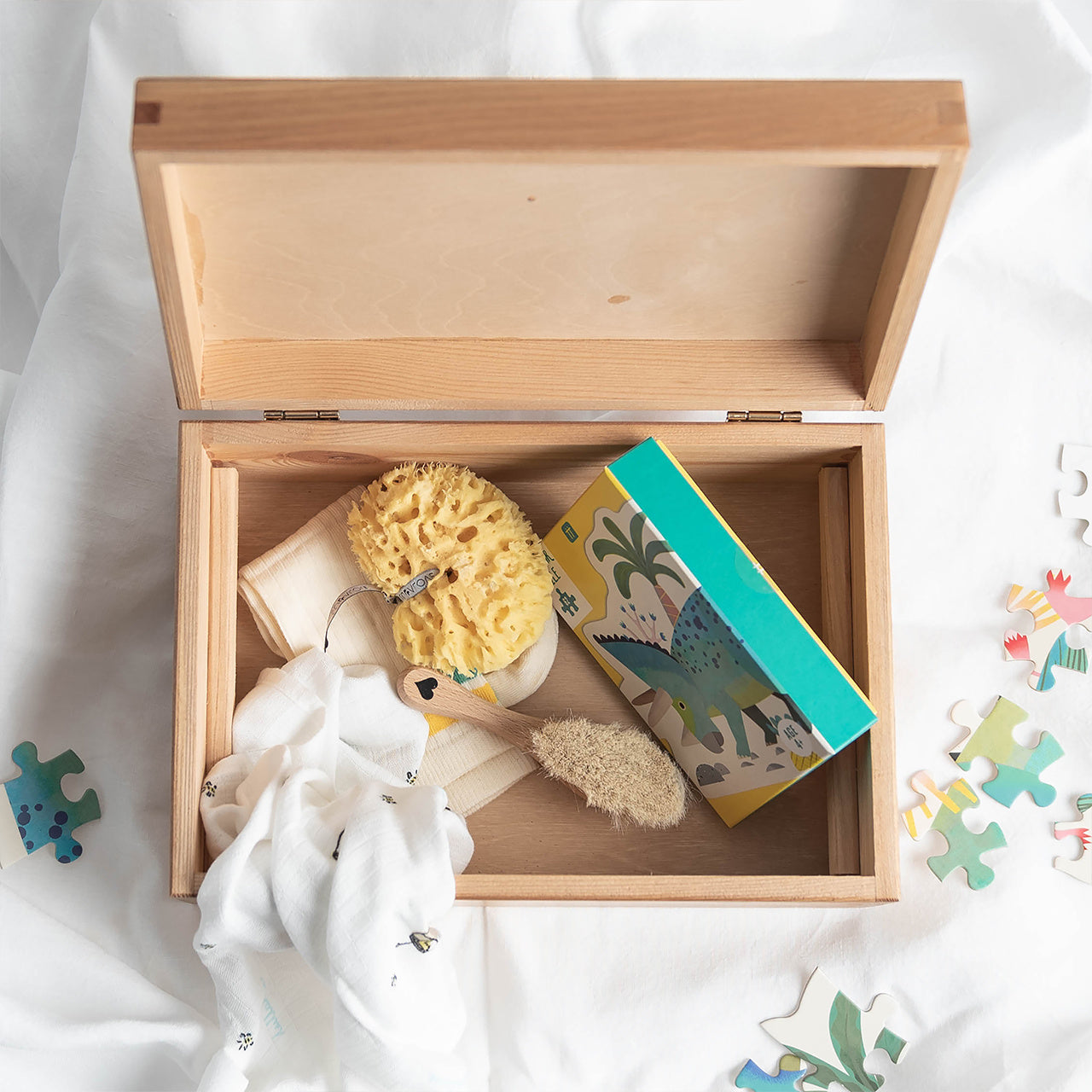 Memory Box - prezent dla dziecka pudełko na drobiazgi grawerowane pudełko dla dziecka skrzyneczka drewniana