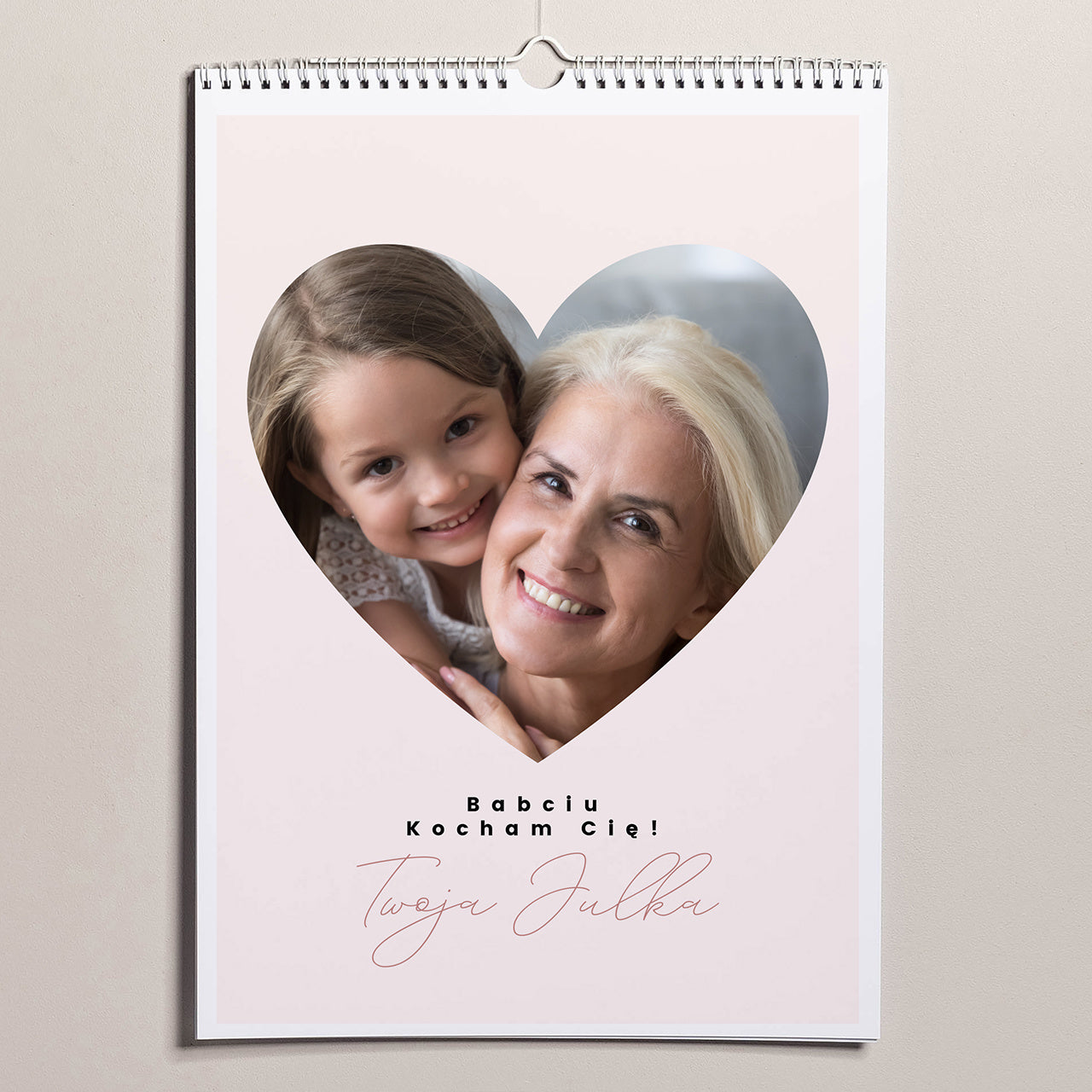 Wiszący kalendarz ze zdjęciami dla babci