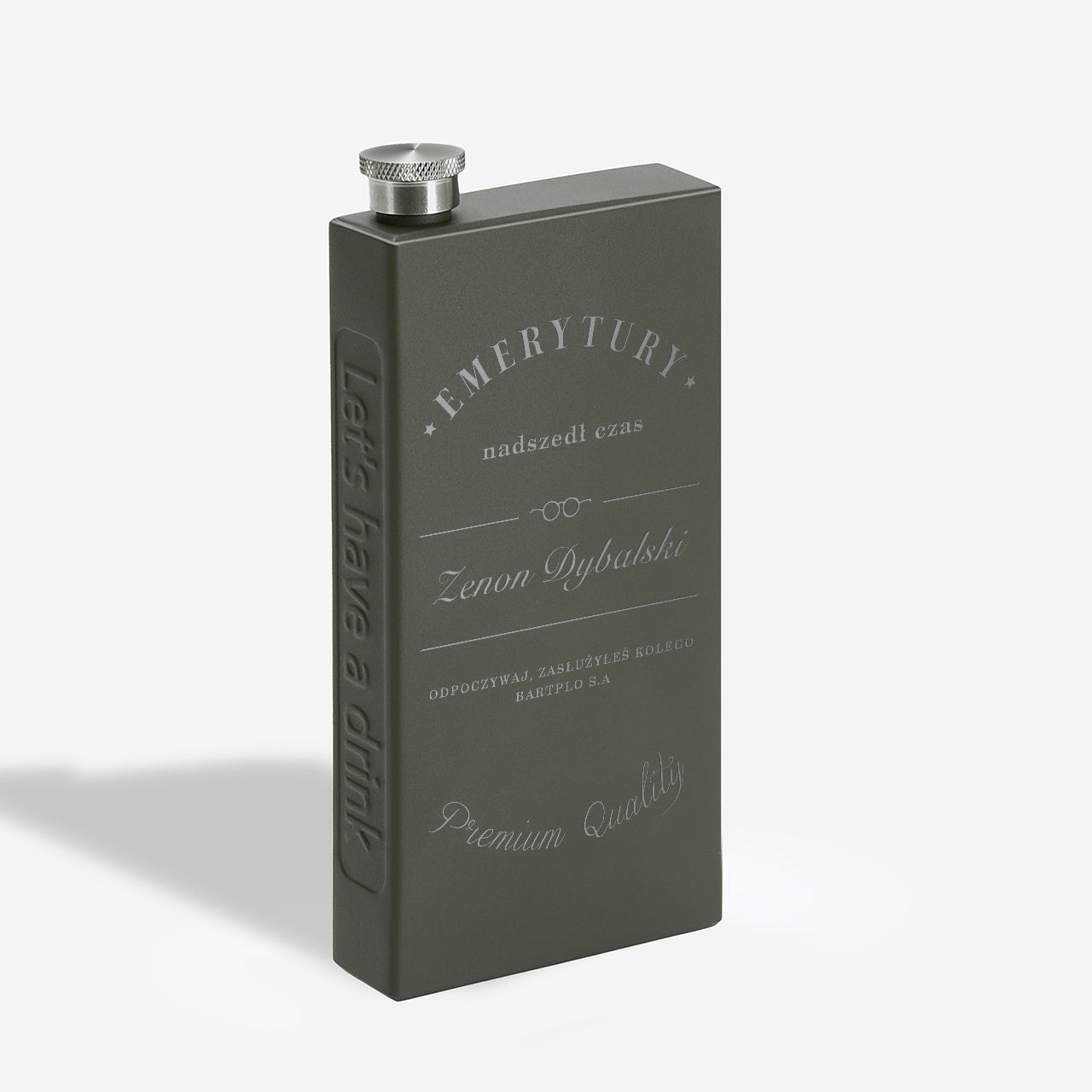 Piersiówka grawerowana dla emeryta