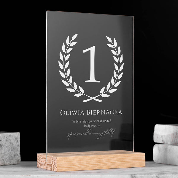 Statuetka zwycięzcy z personalizacją