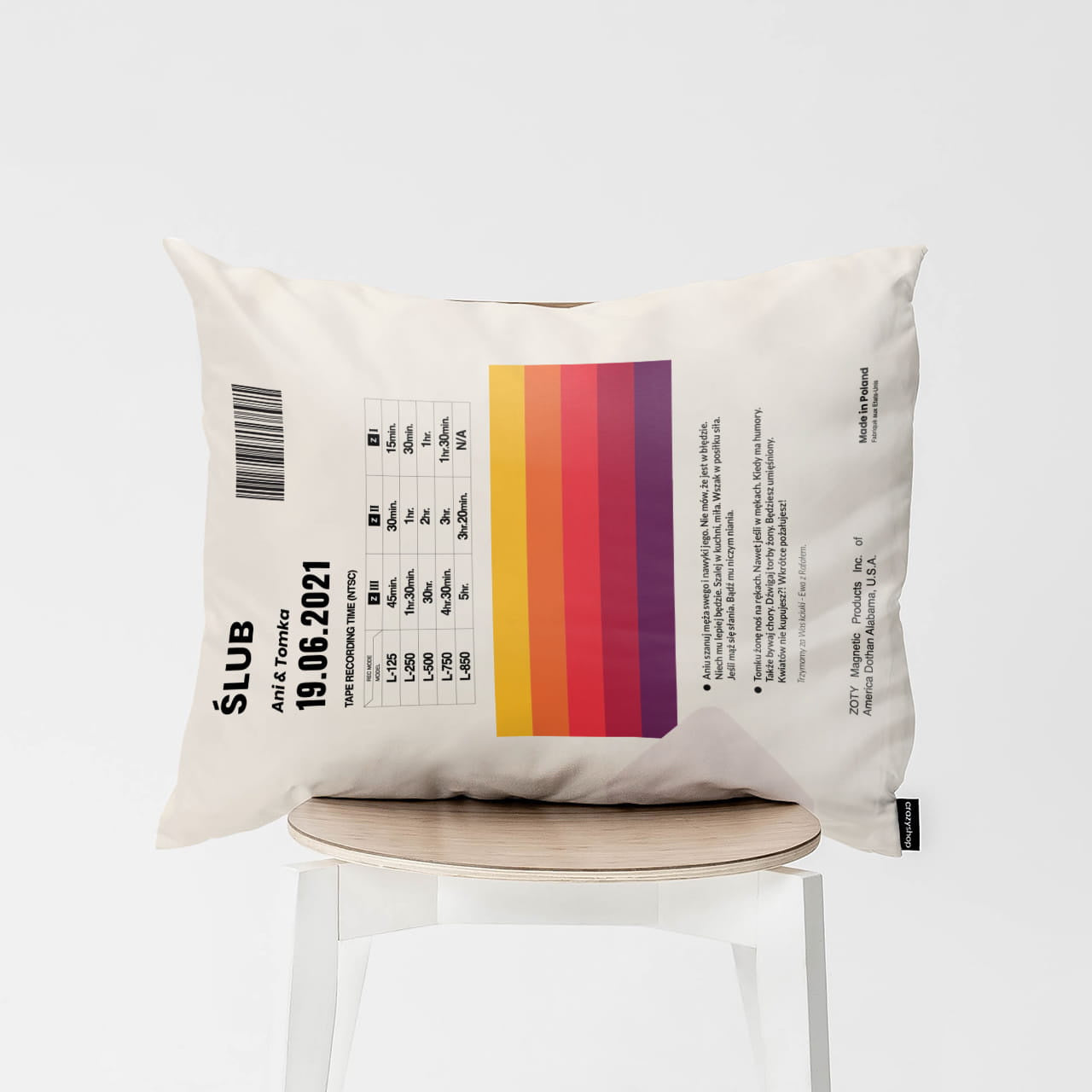 poduszka dekoracyjna na prezent ślubny - kaseta vhs prezent na ślub prezent dla pary młodej
