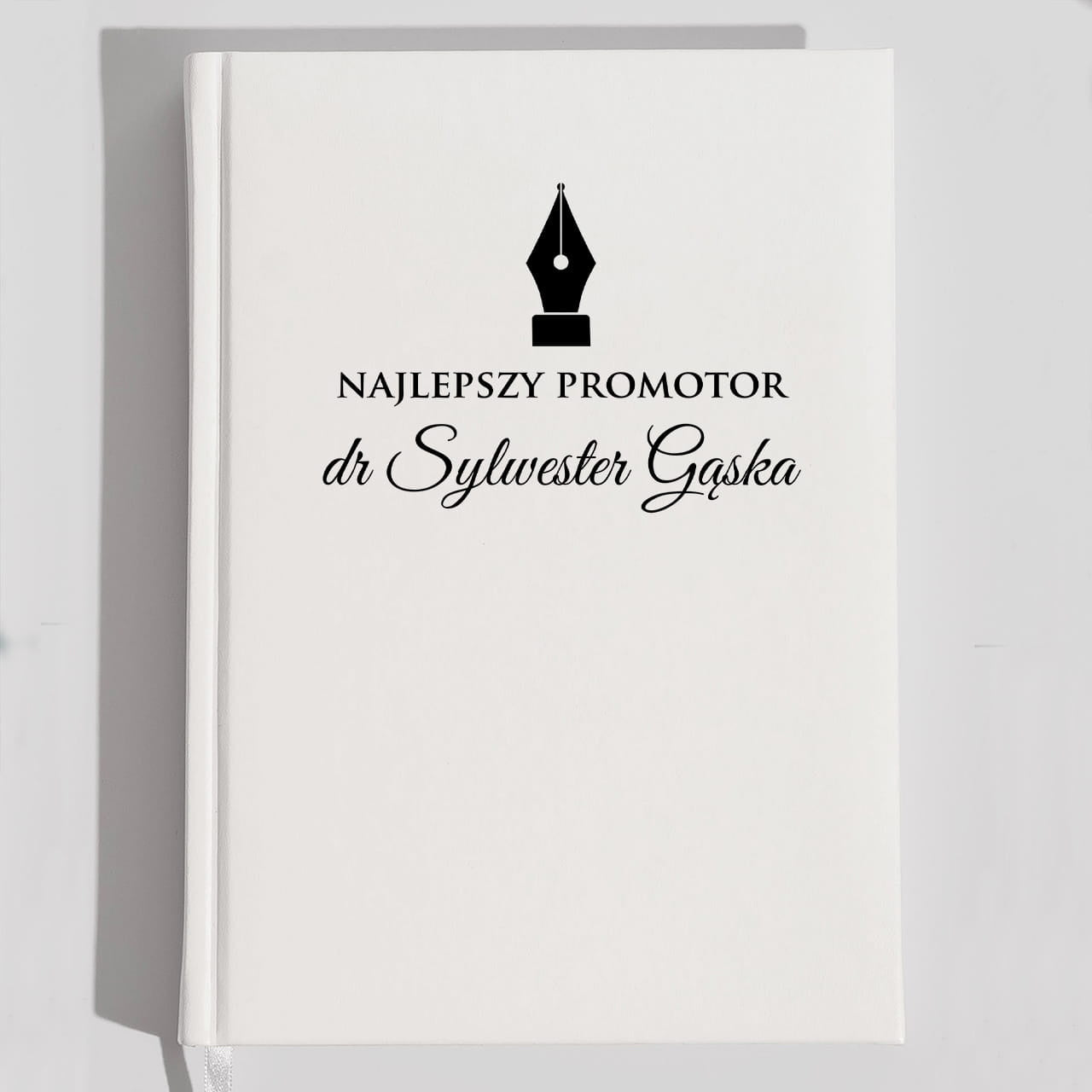 Praktyczny prezent dla promotora - planner książkowy z dedykacją biały