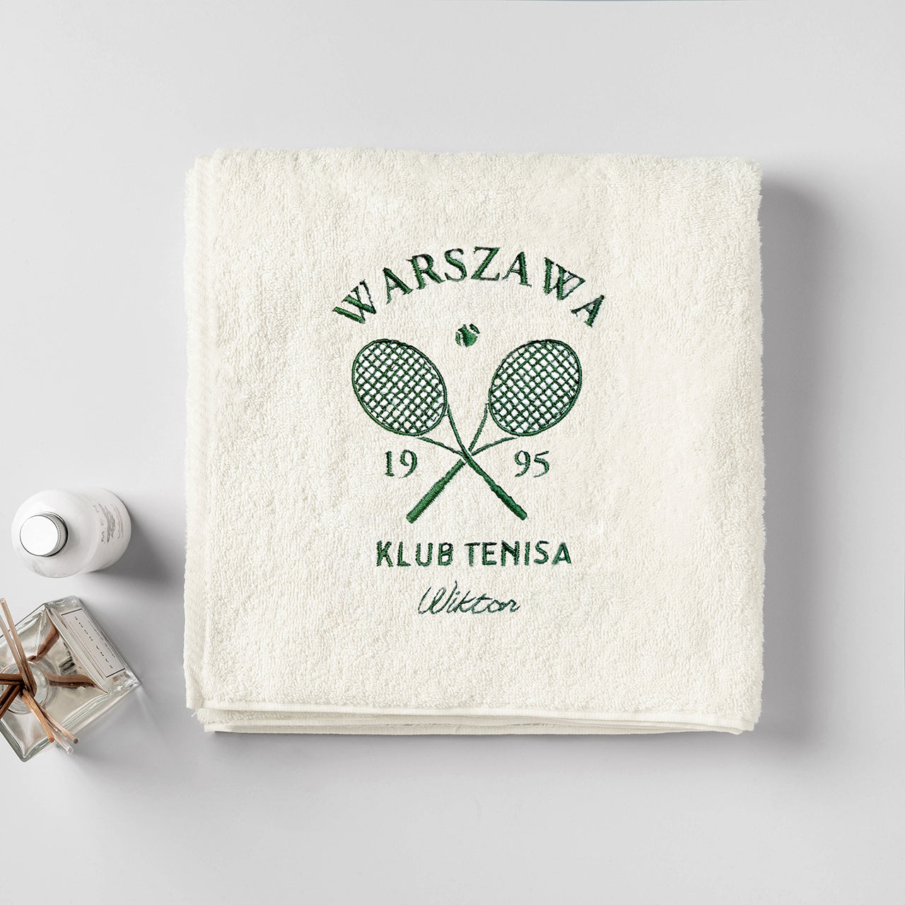 Haftowany ręcznik na prezent dla fana tenisa ręcznik z haftem prezent dla tenisisty prezent dla sportowca