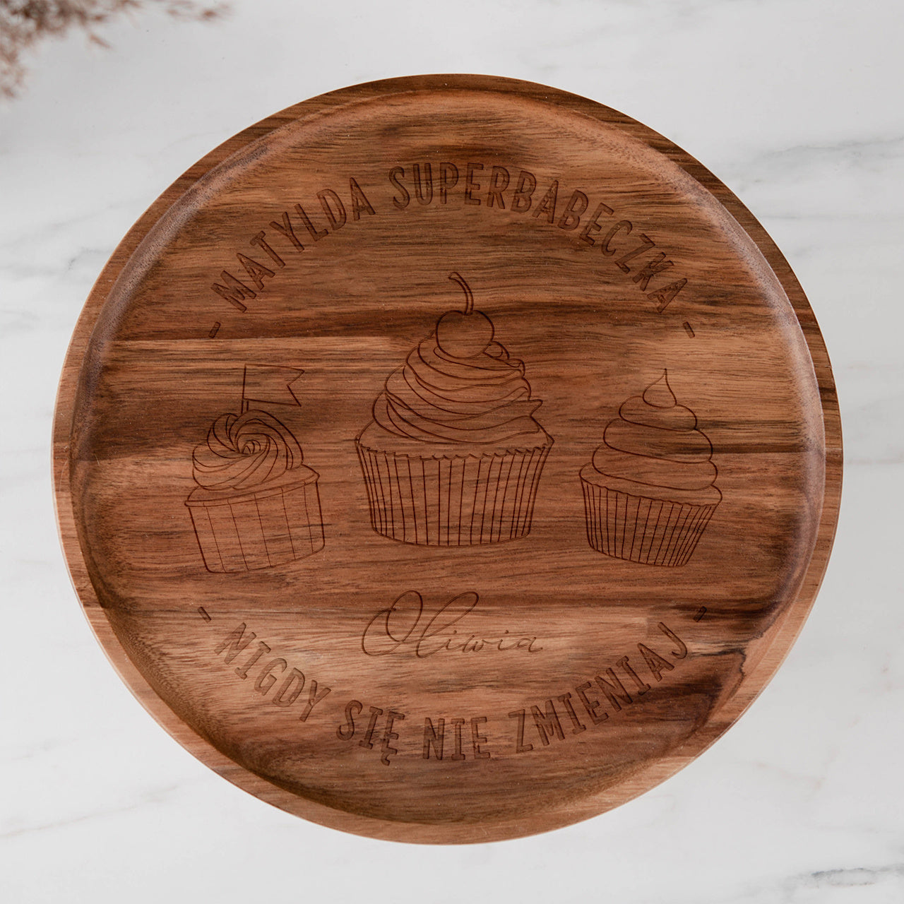 Personalizowana patera na babeczki - prezent dla kobiety