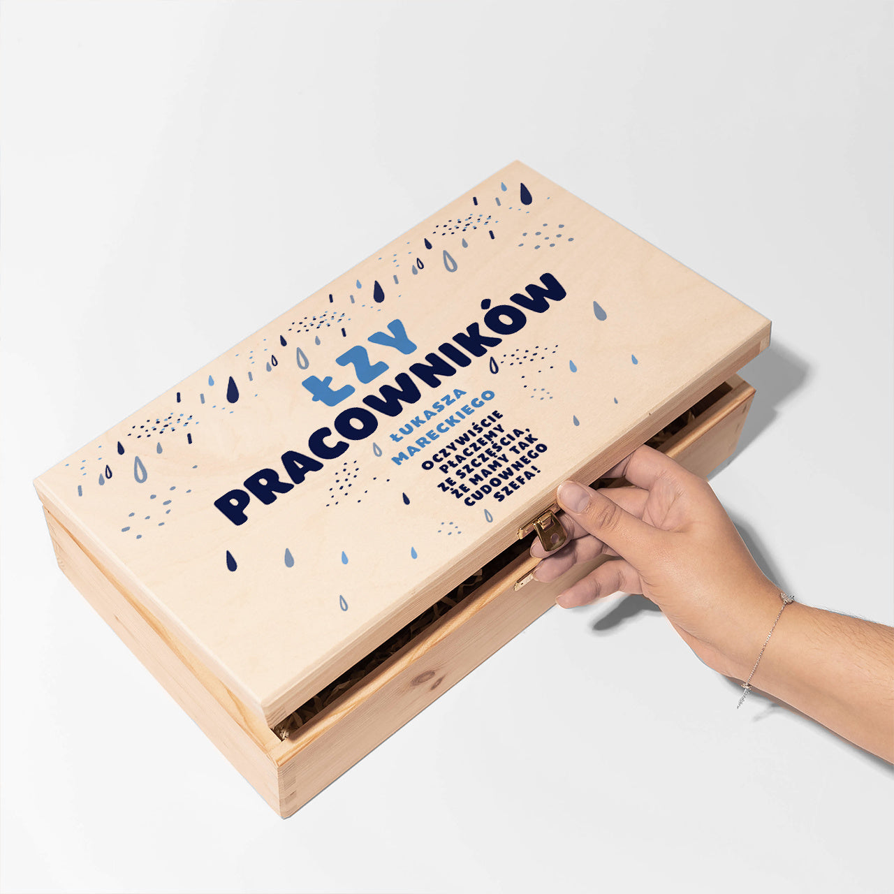 Skrzynka do win dla szefa - łzy pracowników zabawny świąteczny prezent dla szefa