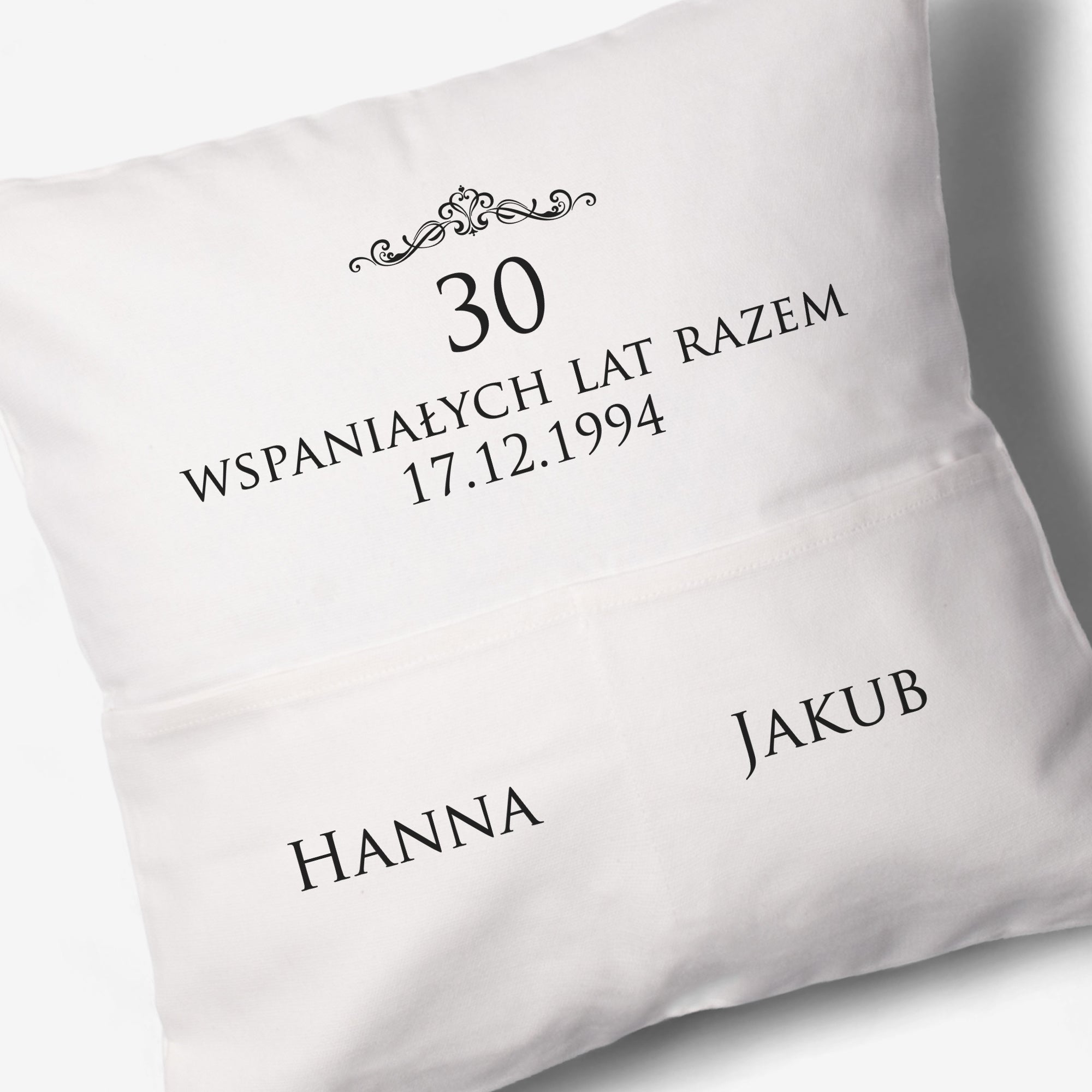Poduszka z kieszeniami na prezent z okazji rocznicy ślubu