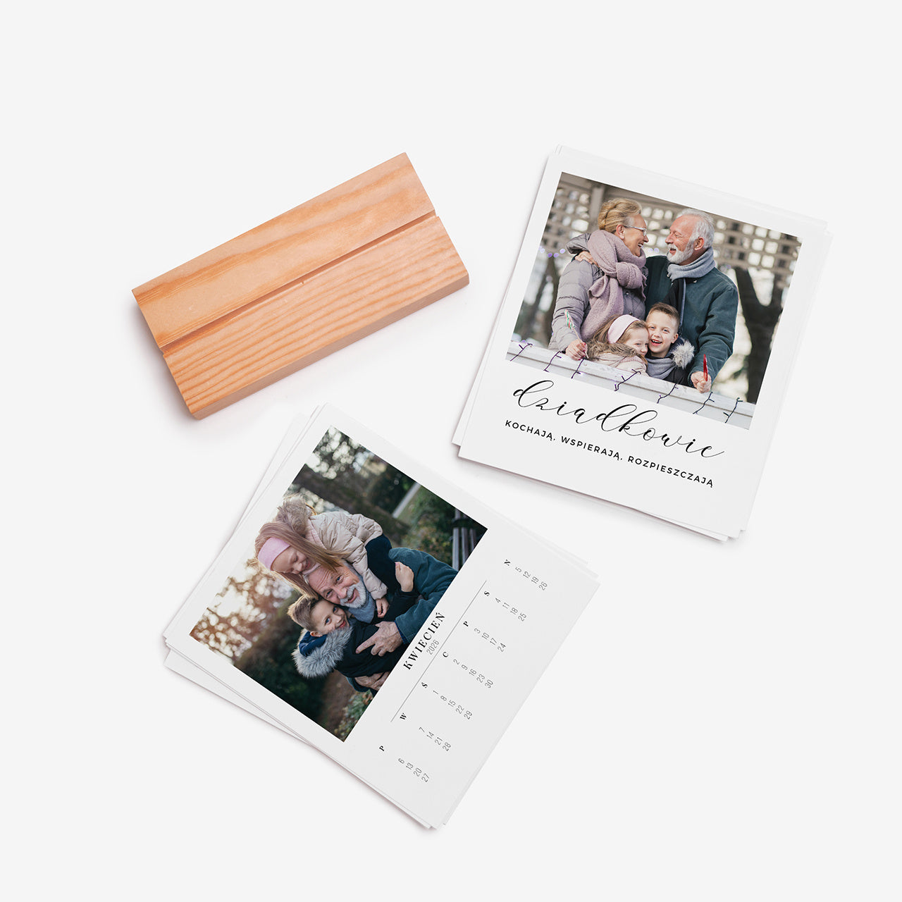 Kalendarz stojący personalizowany - wspólny prezent na Dzień Babci i Dziadka