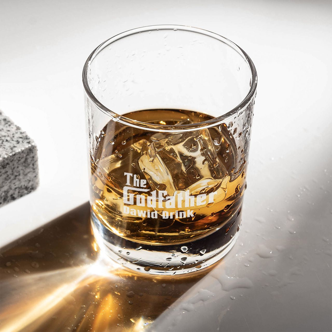 Grawerowana szklanka do drinków - prezent dla ojca chrzestnego