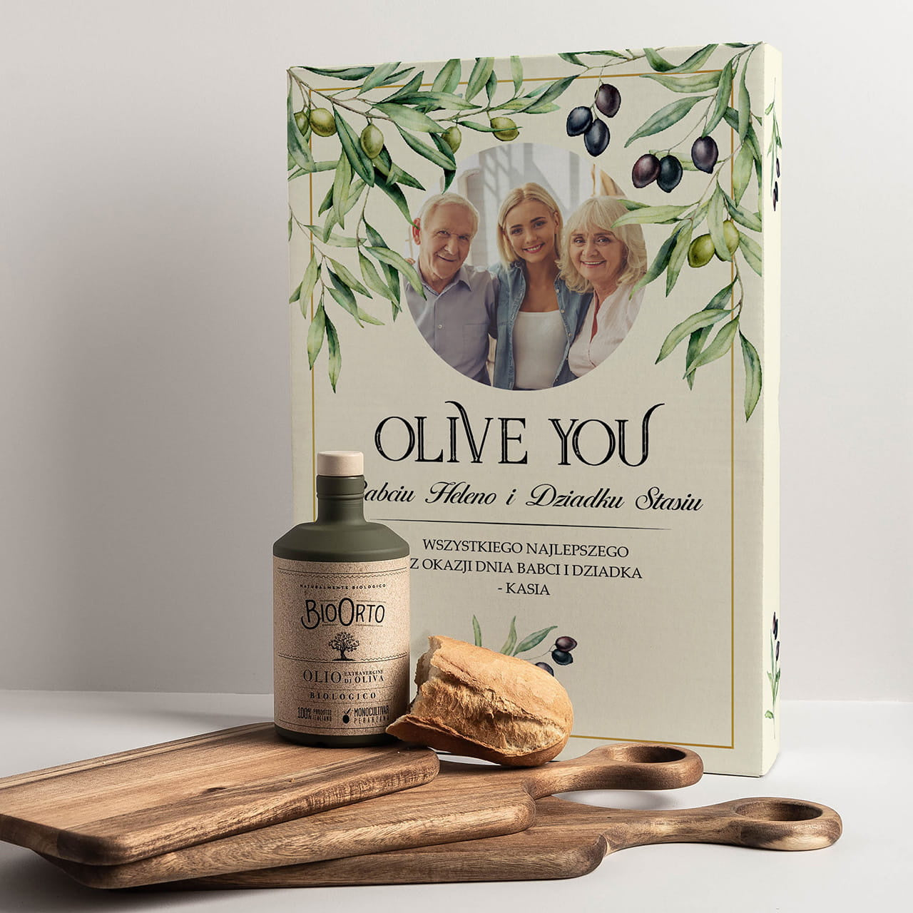 Oliwa z oliwek na prezent dla dziadków - ze zdjęciem zestaw oliwa z deską prezent dla dziadków