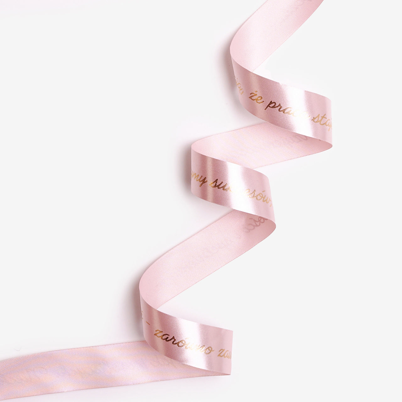 Wstążka do prezentów z napisami – jasnoróżowa wstążka do prezentów wstążka z nadrukiem wstążka personalizowana