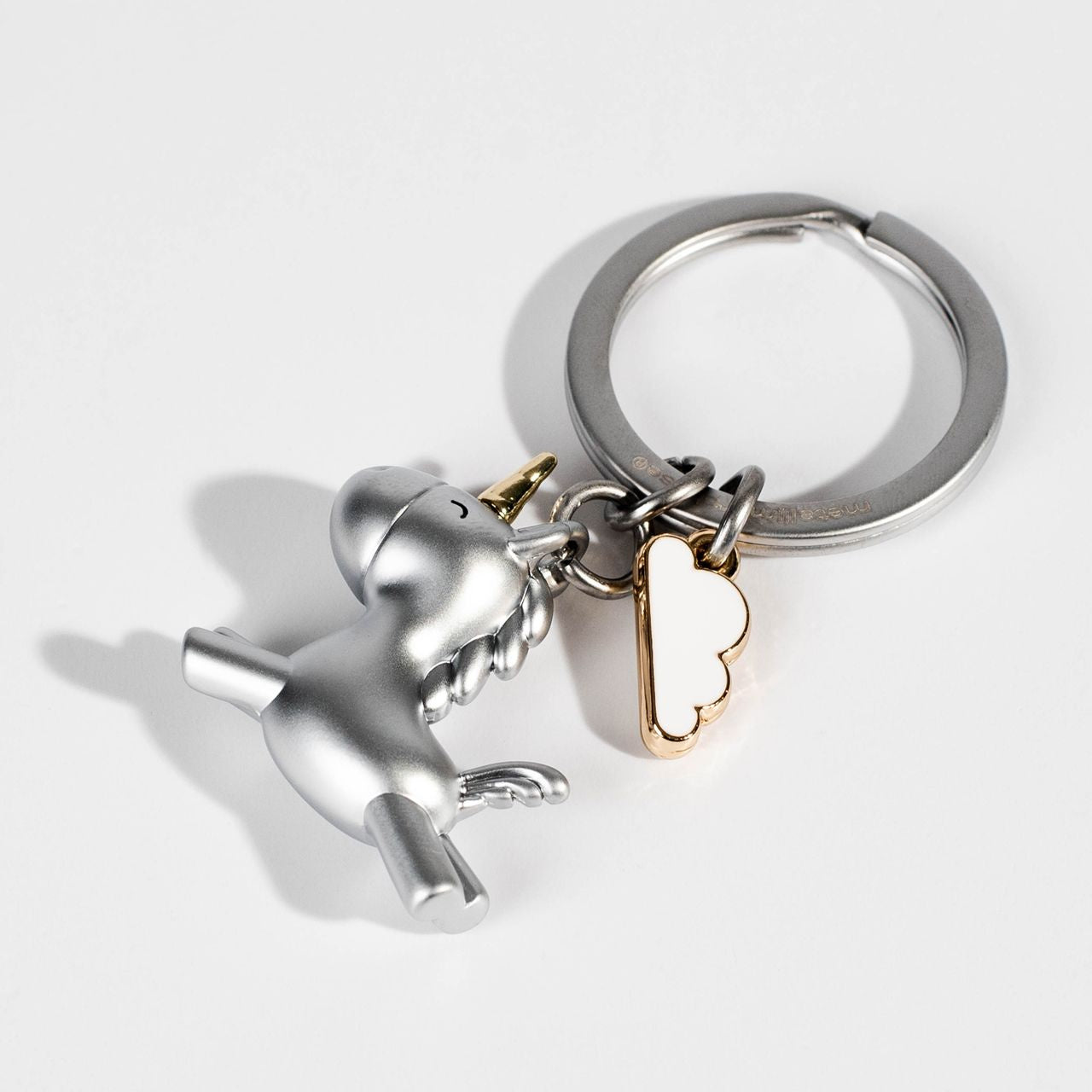 Breloczek jednorożec z chmurką