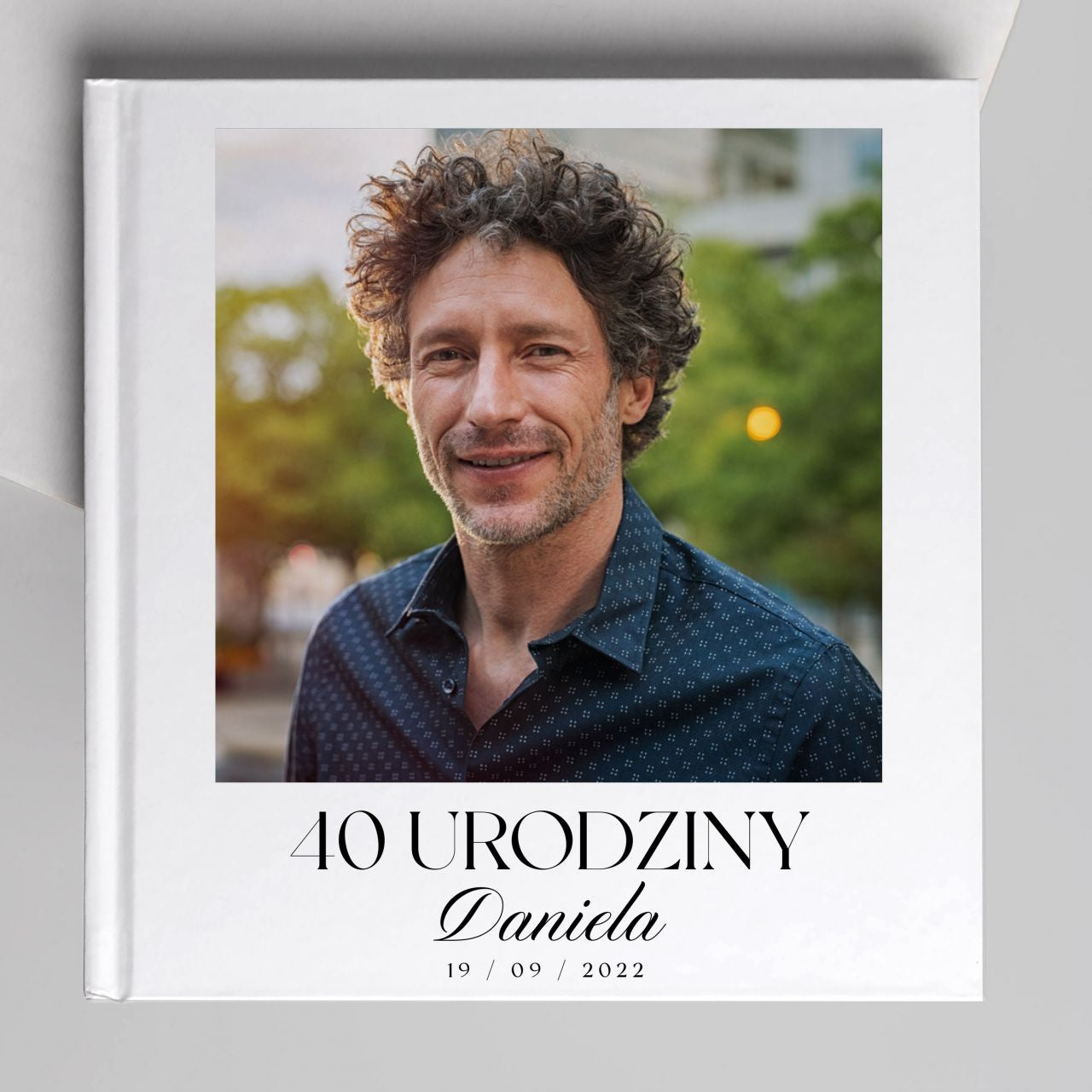 Personalizowana księga gości - prezent na 40 urodziny