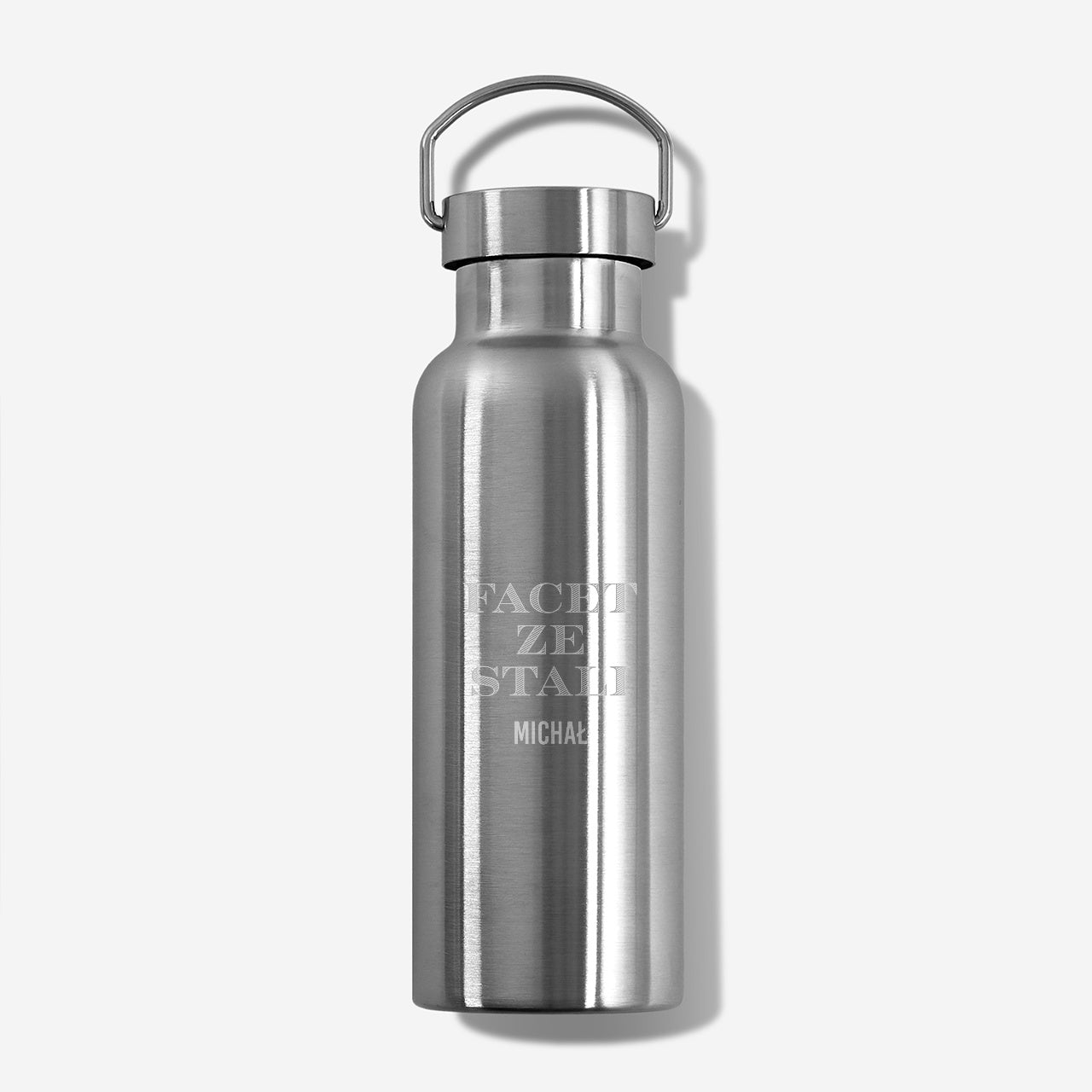 Grawerowany metalowy termos - praktyczny prezent dla faceta
