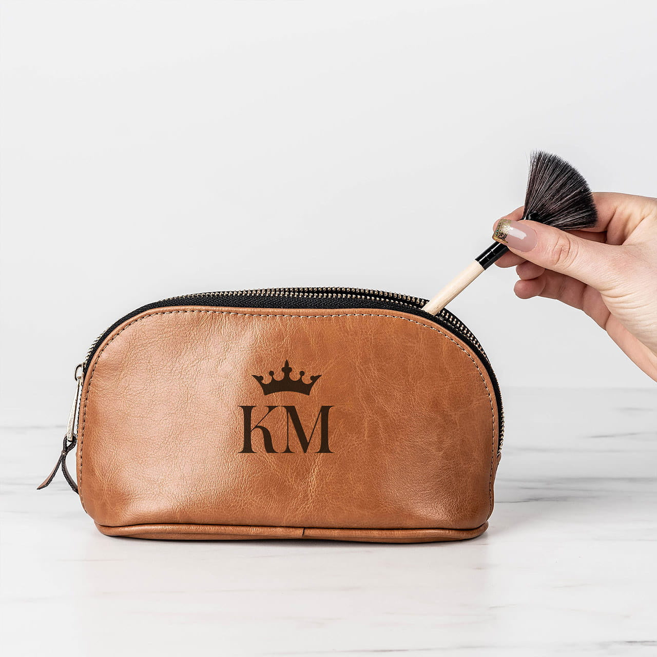 Skórzana kosmetyczka - Korona - praktyczny prezent dla kobiety prezent na dzień kobiet kosmetyczka skórzana