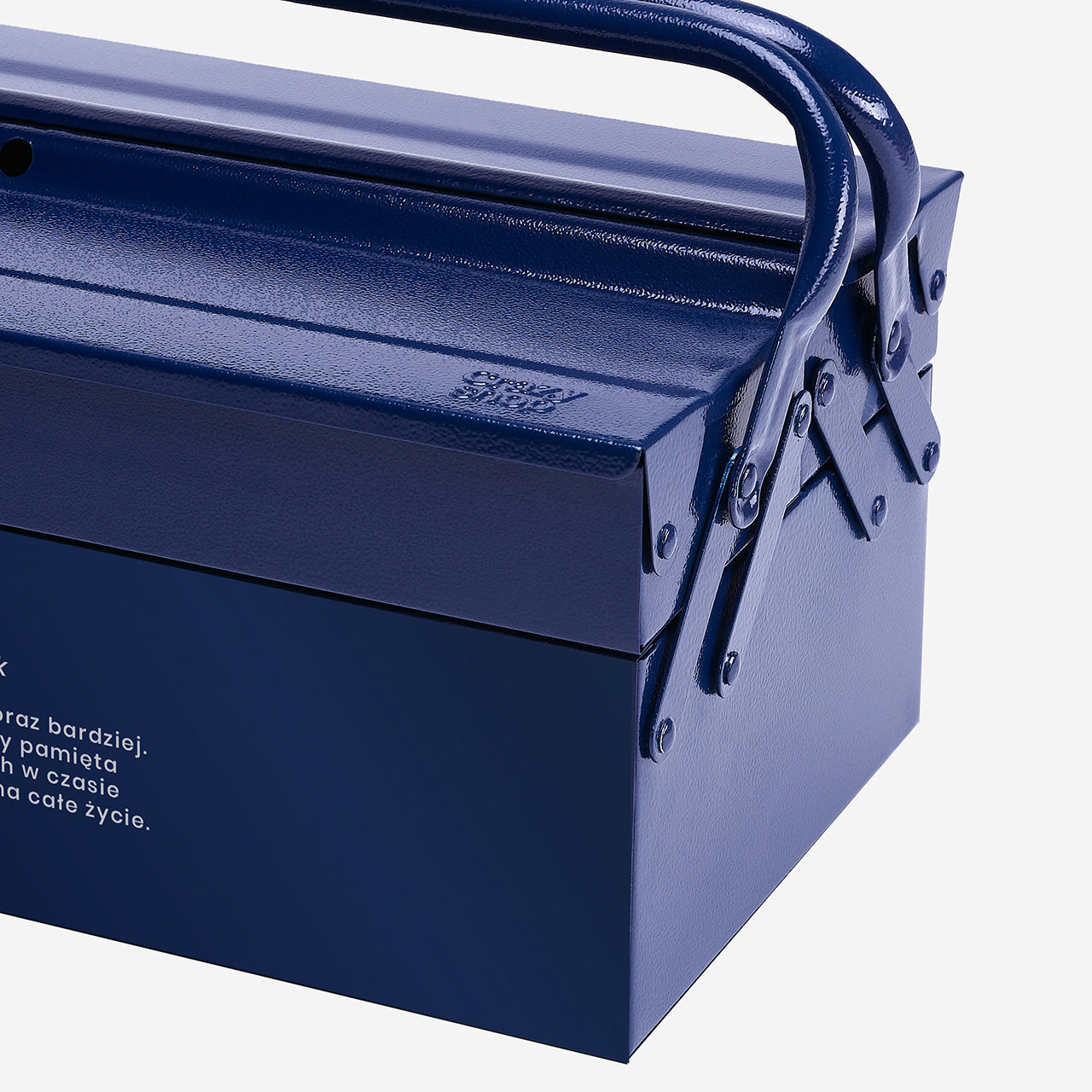 Skrzynka narzędziowa na prezent dla brata – definicja personalizowana skrzynka narzędziowa dla brata