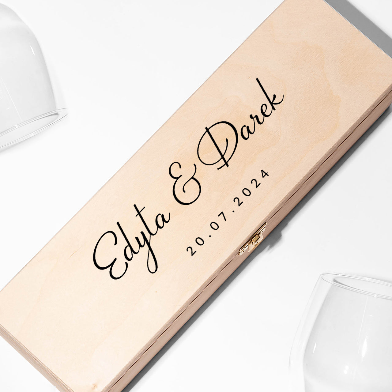 Personalizowana skrzynka na wino na prezent dla Młodej Pary