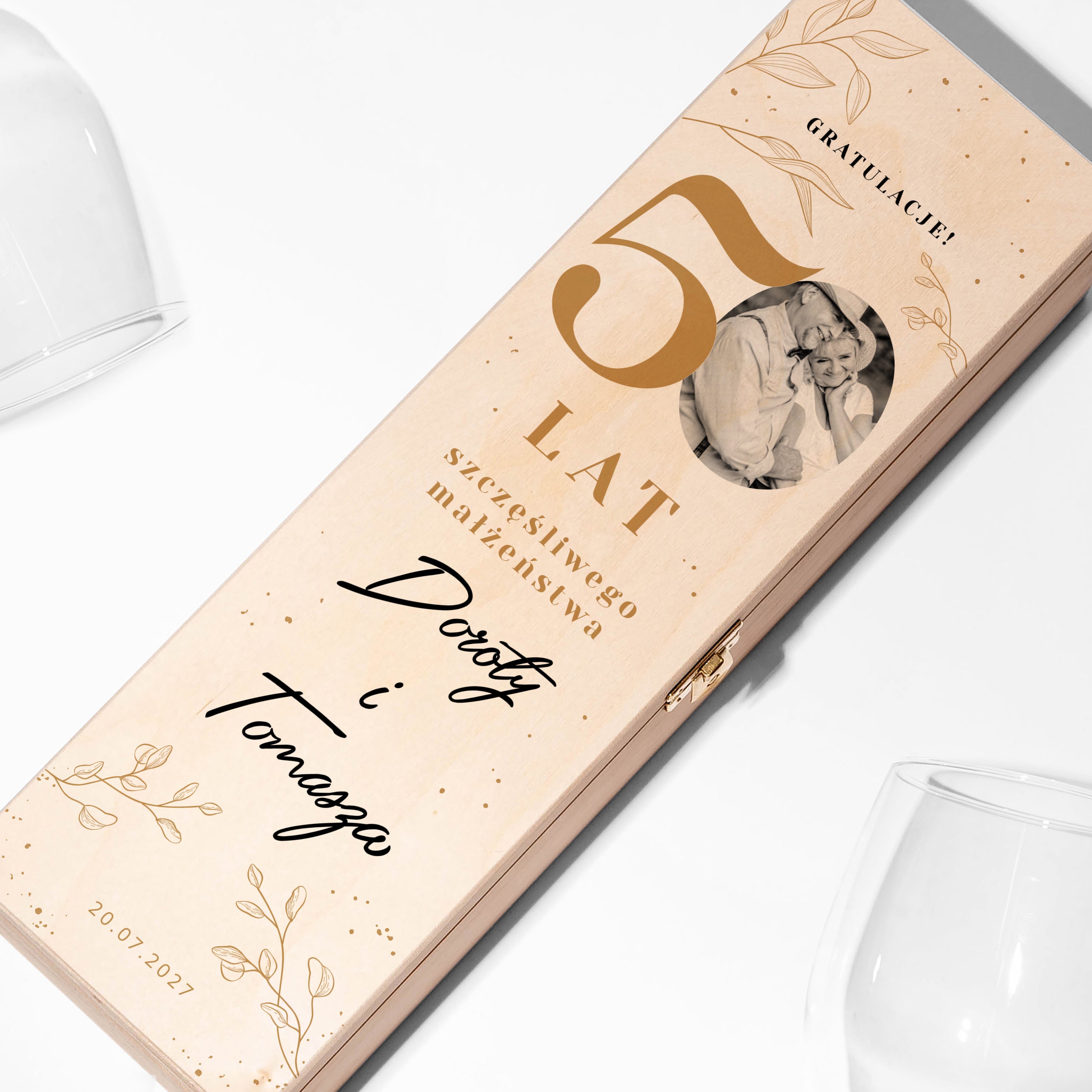 Skrzynka drewniana na wino - prezent na 50. rocznicę ślubu 