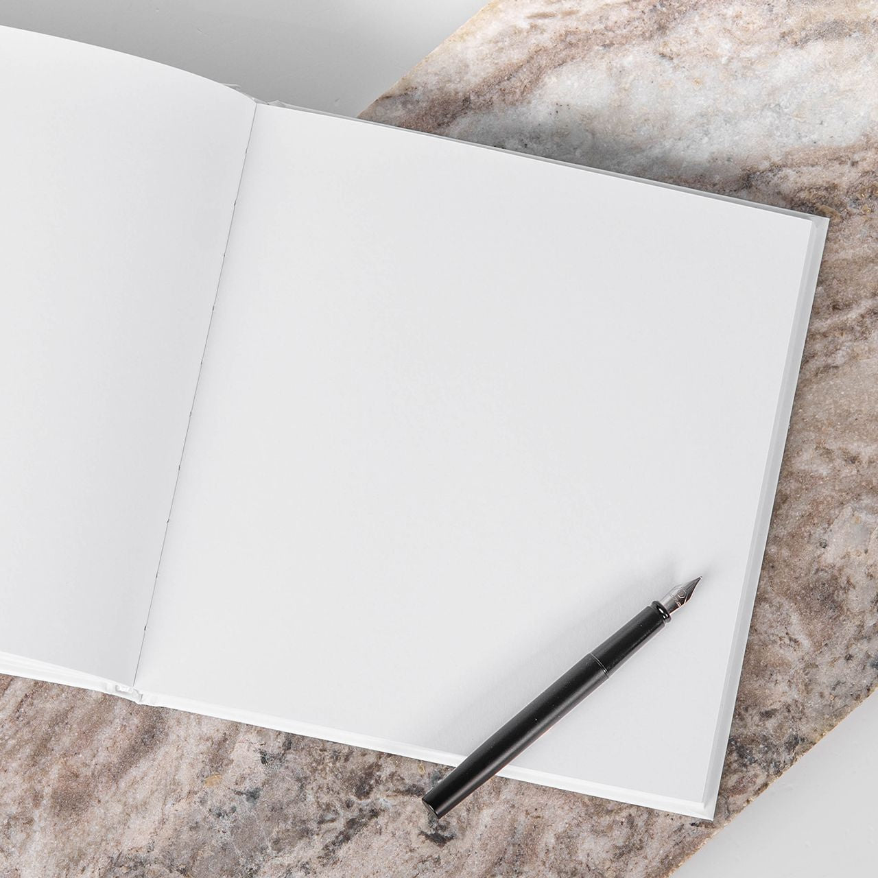 Personalizowana księga gości na 18 urodziny album na 18 urodziny prezent na 18 urodziny pamiątka 18 urodzin