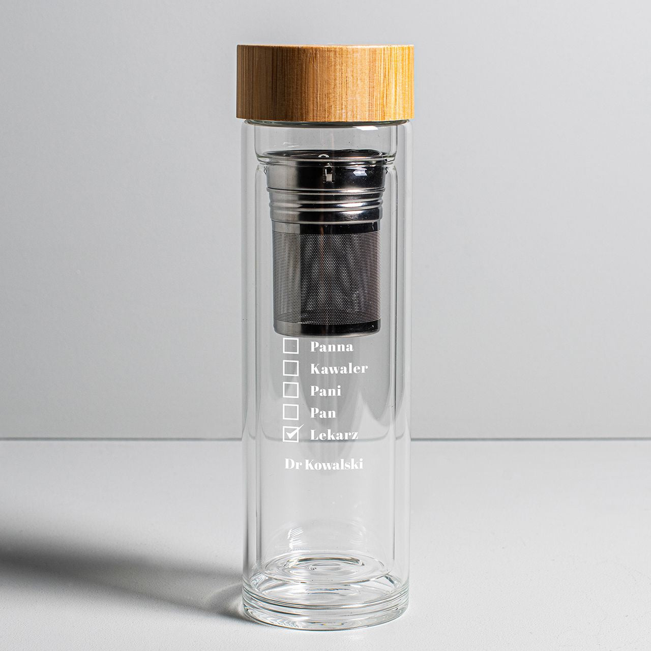 Personalizowana butelka z zaparzaczem dla lekarza prezent dla lekarza szklana butelka prezent dla doktora