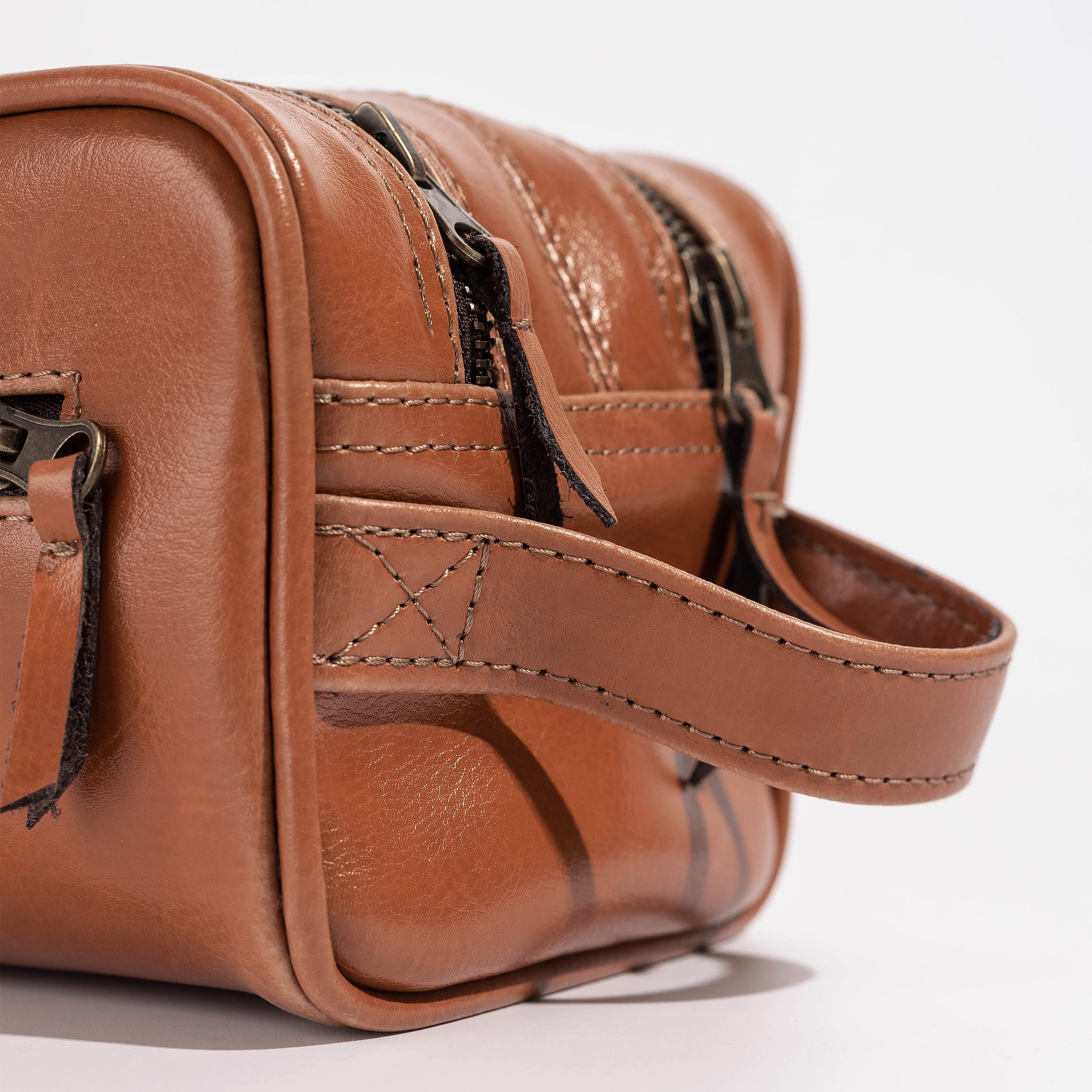 Skórzana kosmetyczka na Dzień Taty kosmetyczka dla Taty praktyczny prezent dla Taty prezent na Dzień Taty