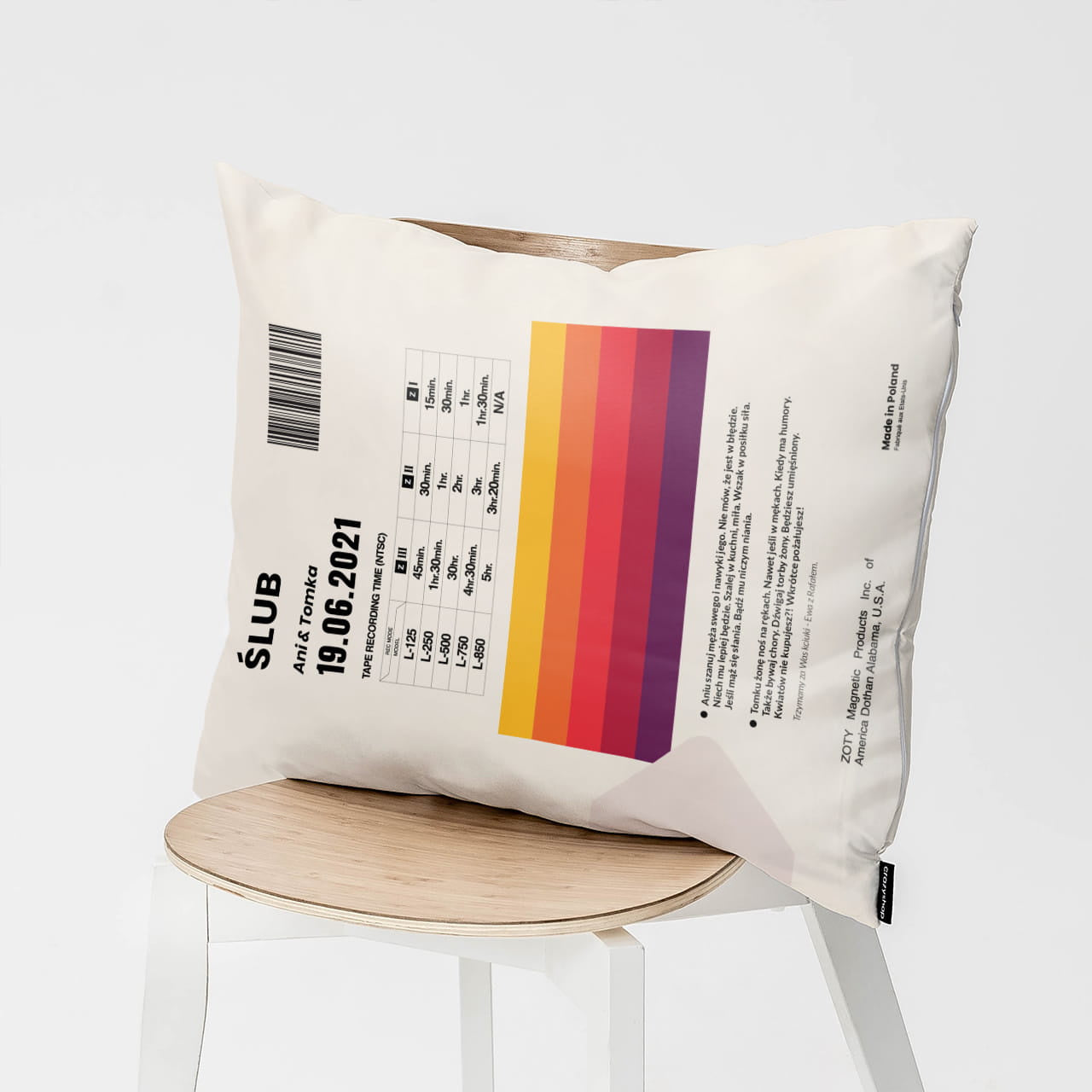 poduszka dekoracyjna na prezent ślubny - kaseta vhs prezent na ślub prezent dla pary młodej