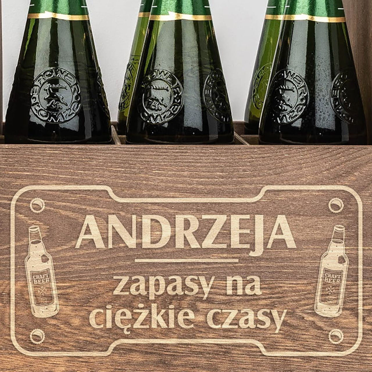 Grawerowane nosidło na piwo dla mężczyzny skrzynka na piwo prezent dla chłopaka prezent dla piwosza