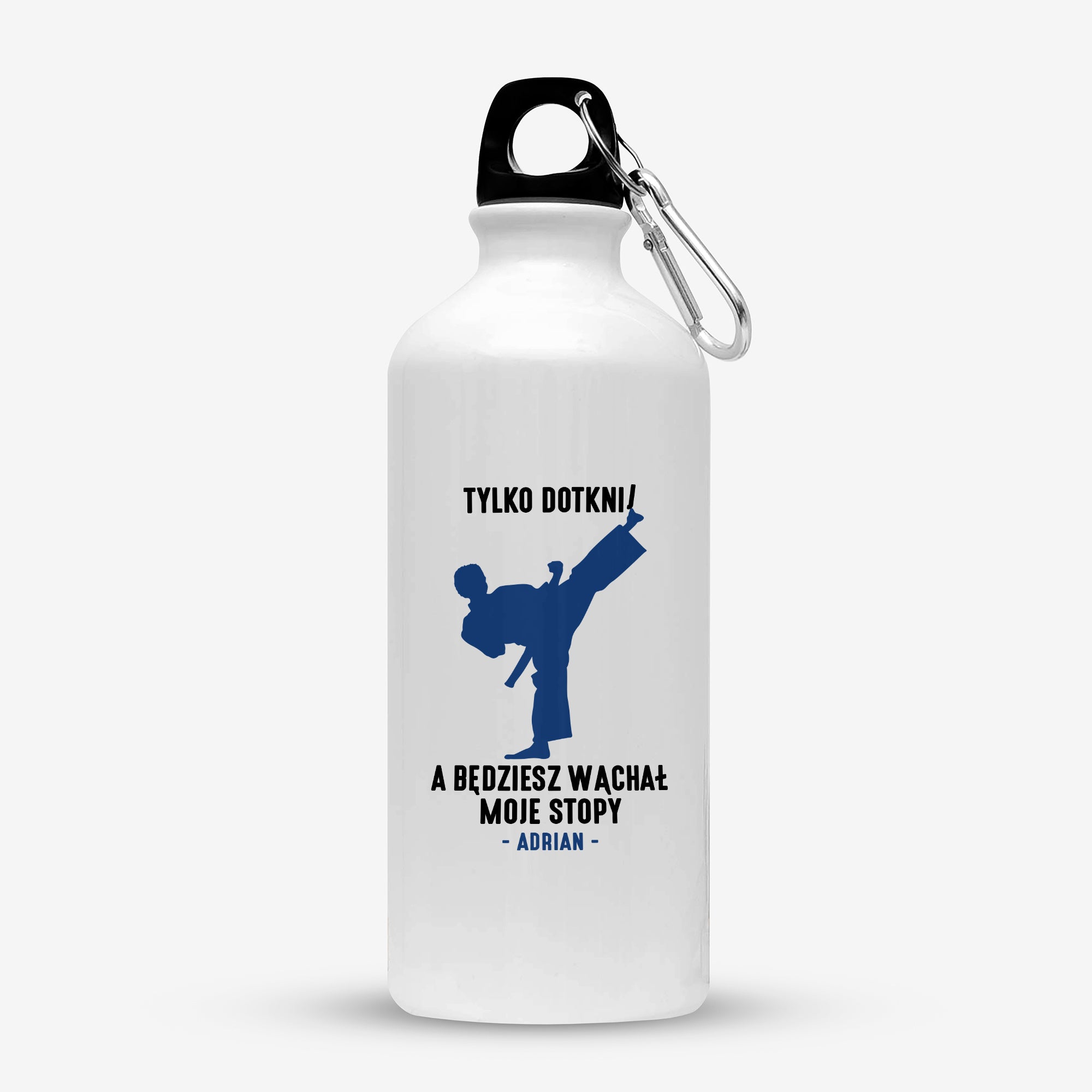 Bidon z nadrukiem dla trenującego taekwondo