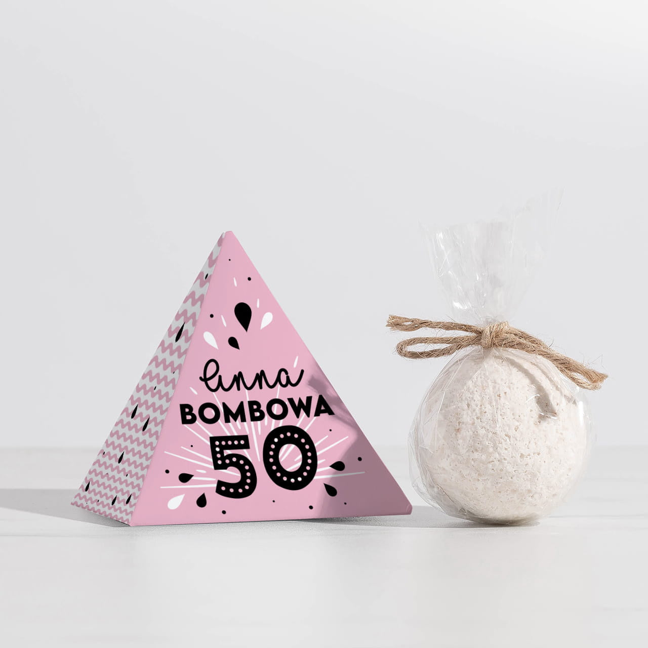 Kula kąpielowa - prezent dla niej na 50 urodziny