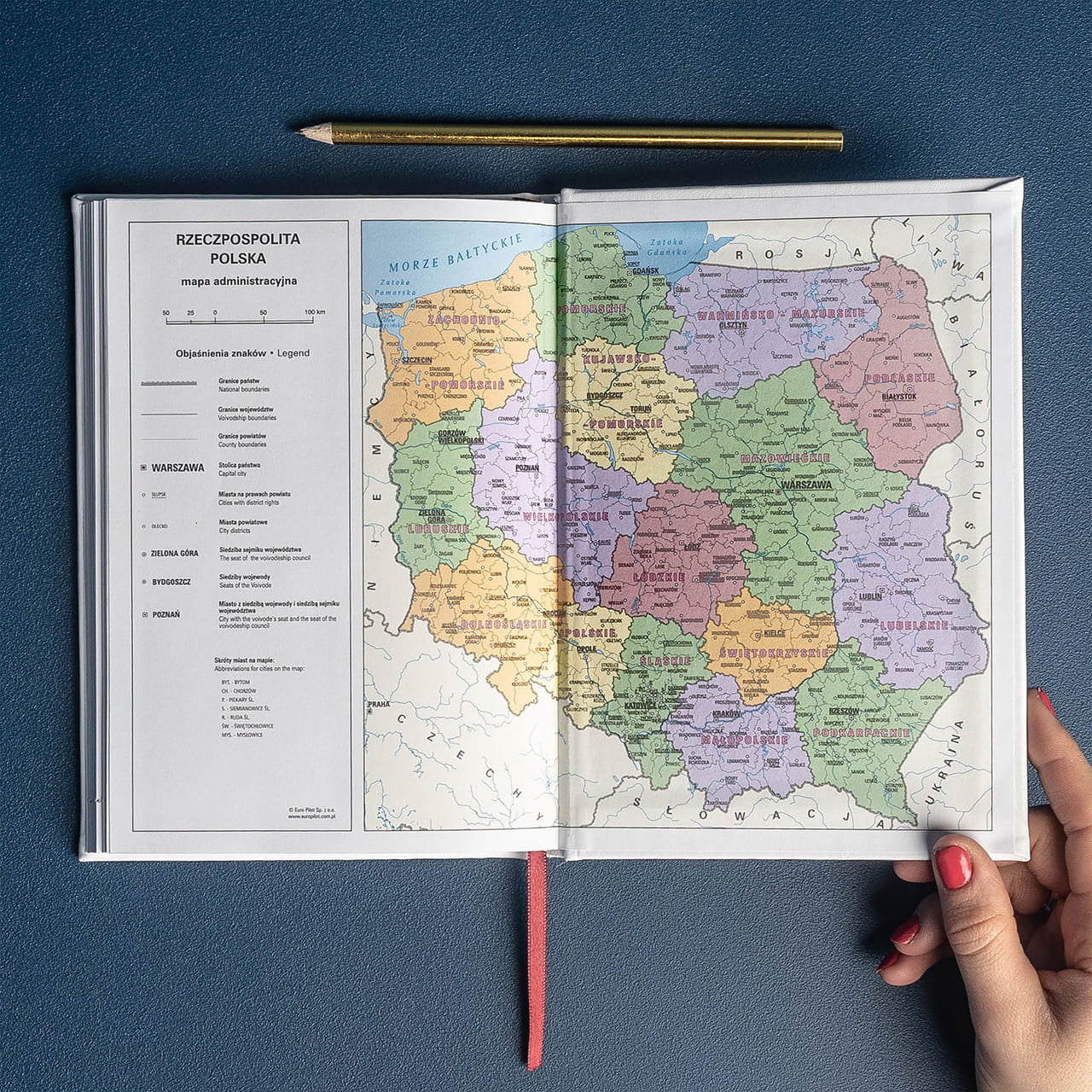 Kalendarz całoroczny personalizowany - prezent dla przyjaciółki