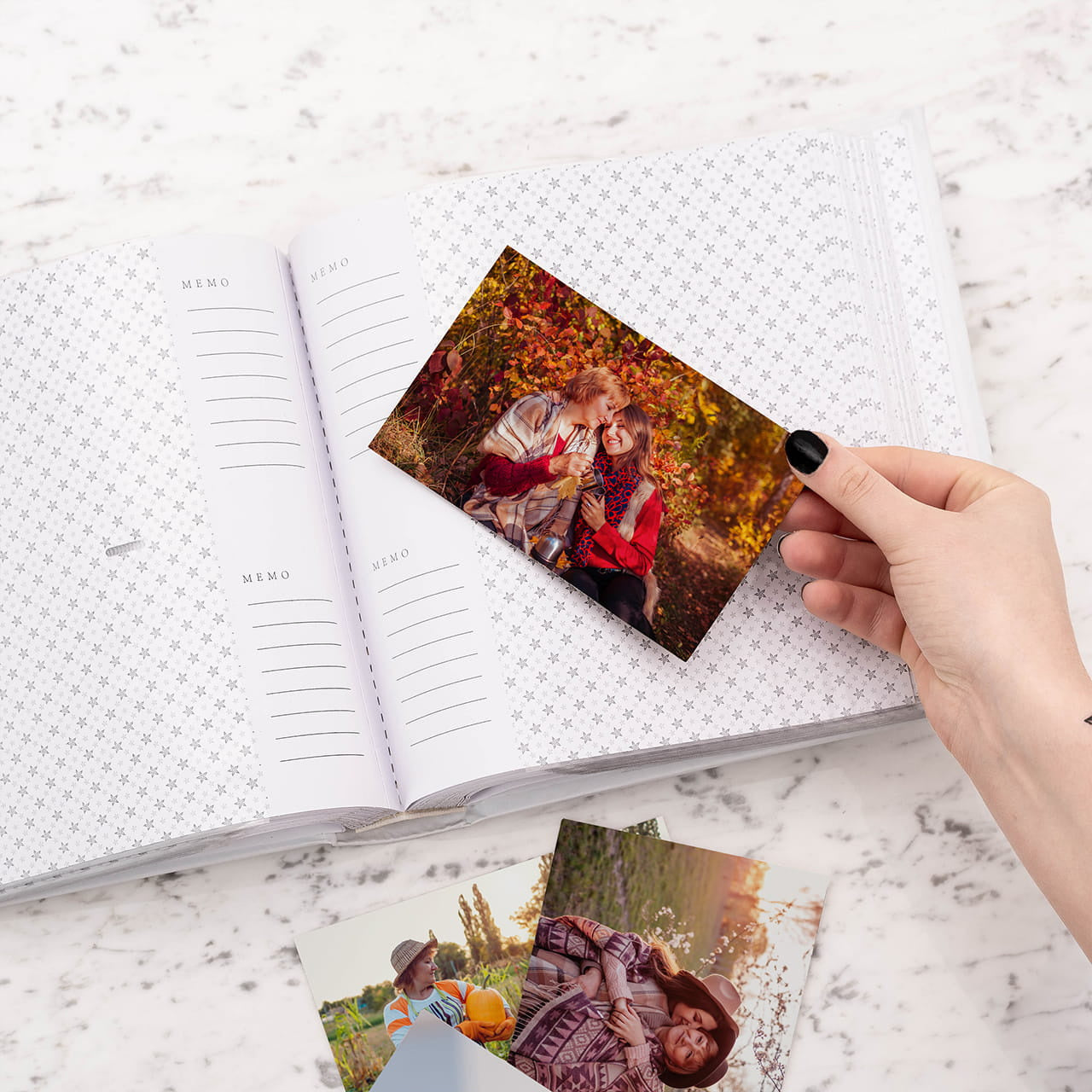 Album na zdjęcia dla babci - Kwiatki - prezent dla babci na imieniny album fotograficzny Dzień Babci