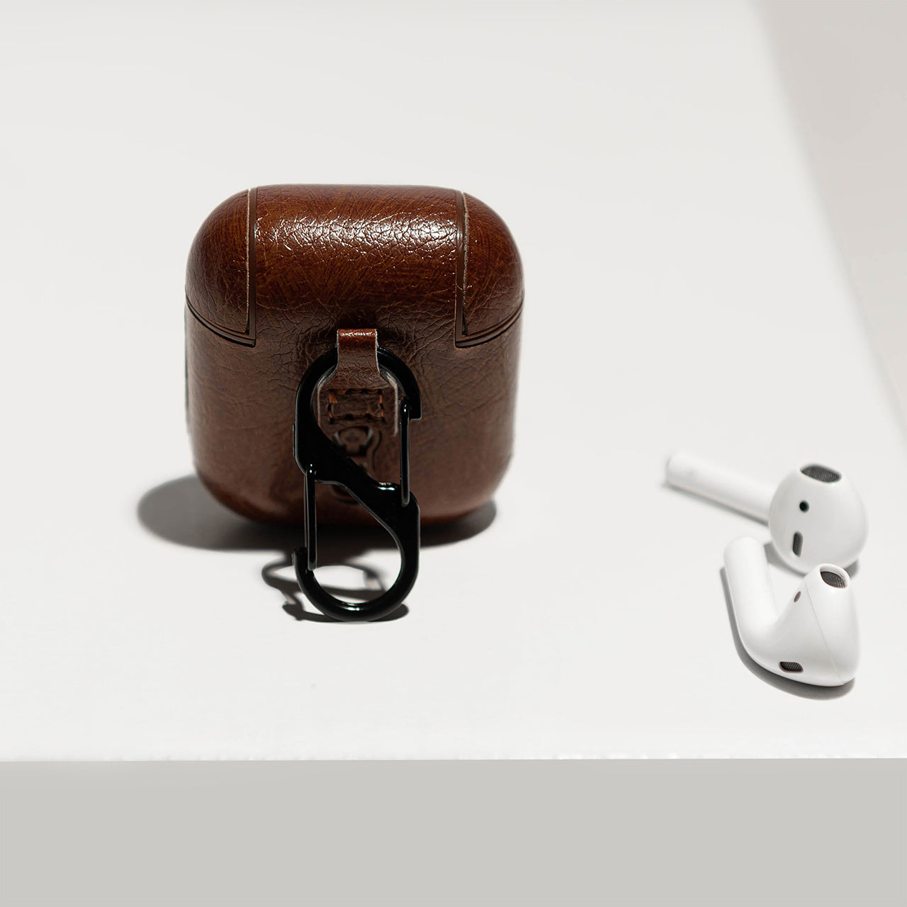 Etui z inicjałami do słuchawek AirPods